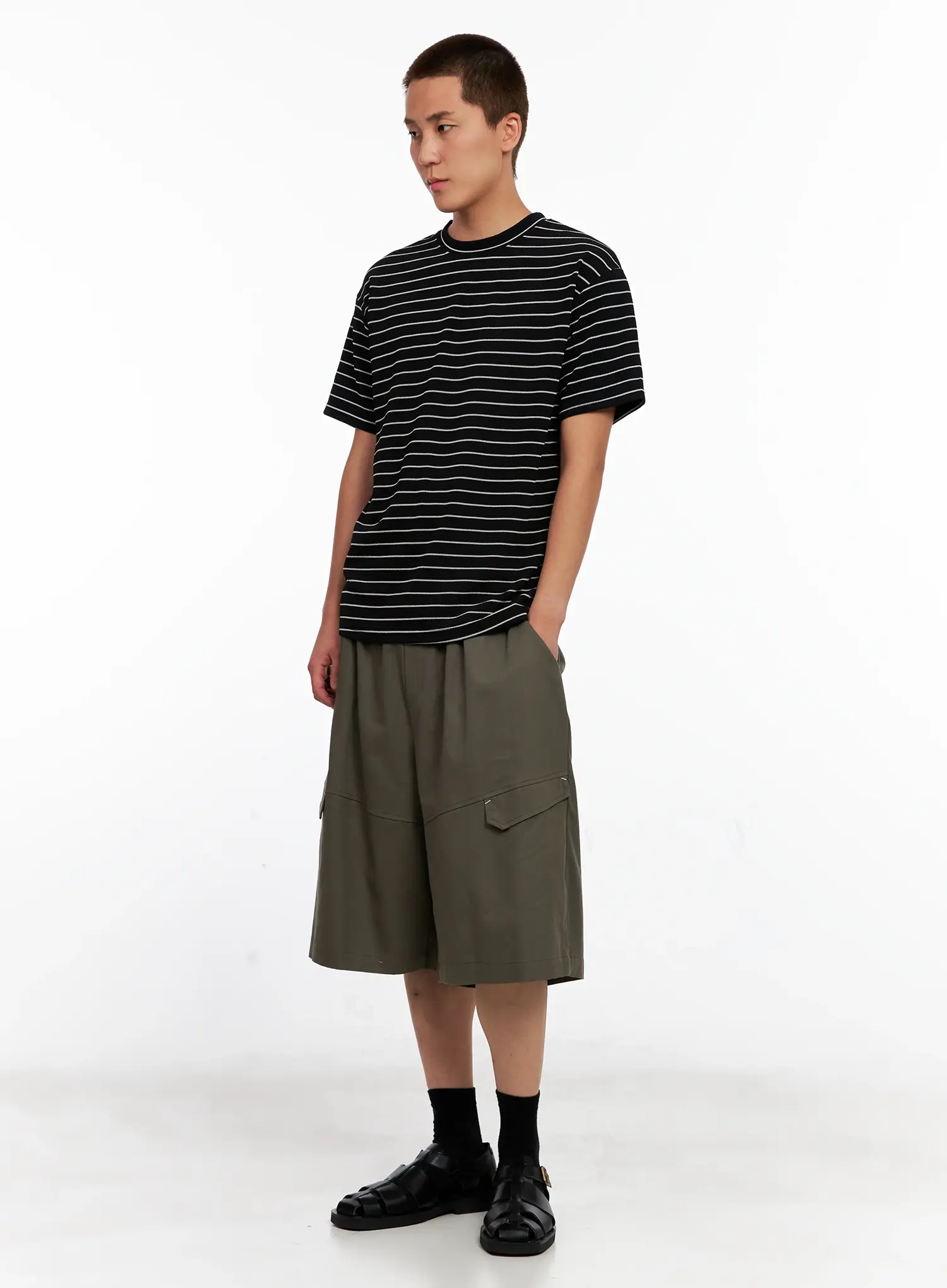 Men's Bermuda Cargo Shorts IG511 - Image 2