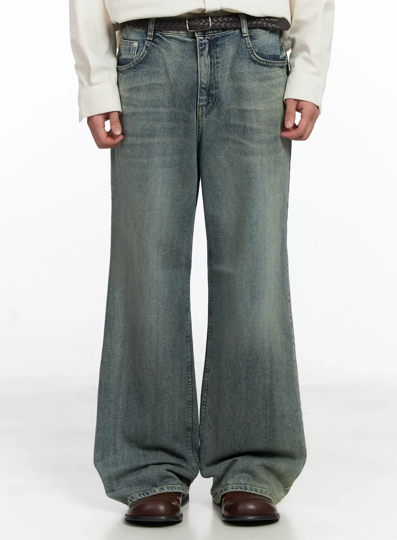 Men's Blue Washed Semi-Flared Jeans IJ521