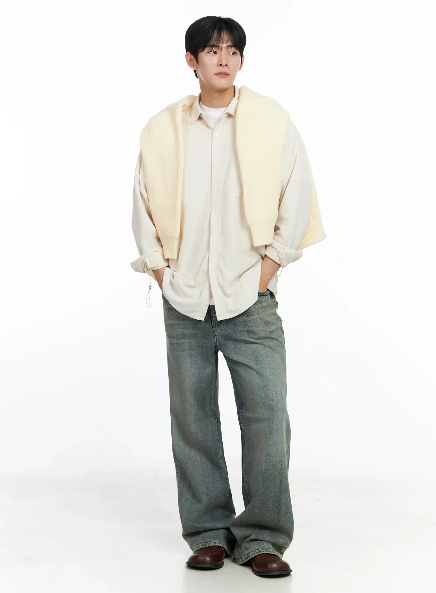 Men's Blue Washed Semi-Flared Jeans IJ521 - Image 8
