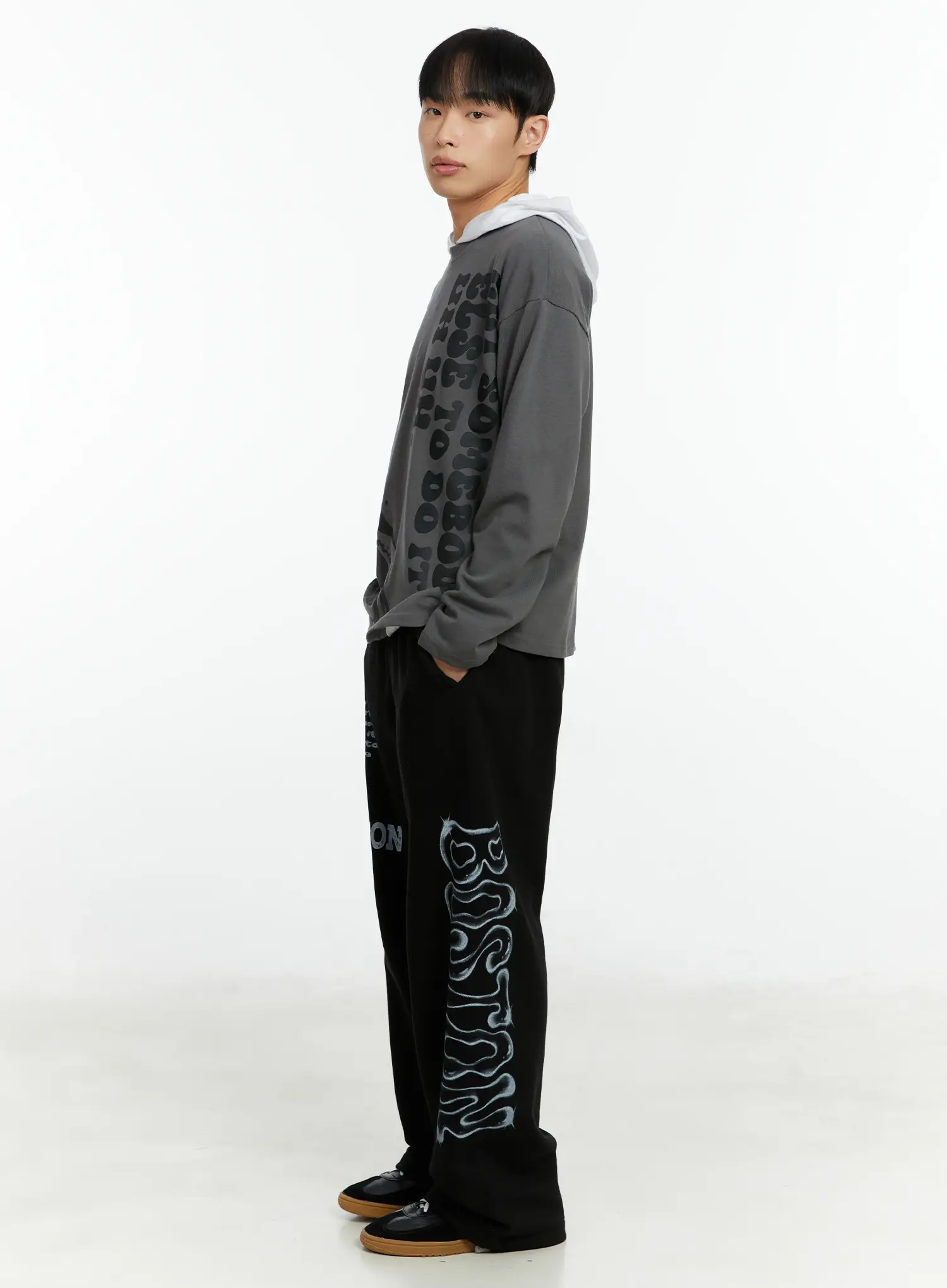 Men's Boston Graphic Relaxed Sweatpants IF511 - Image 3