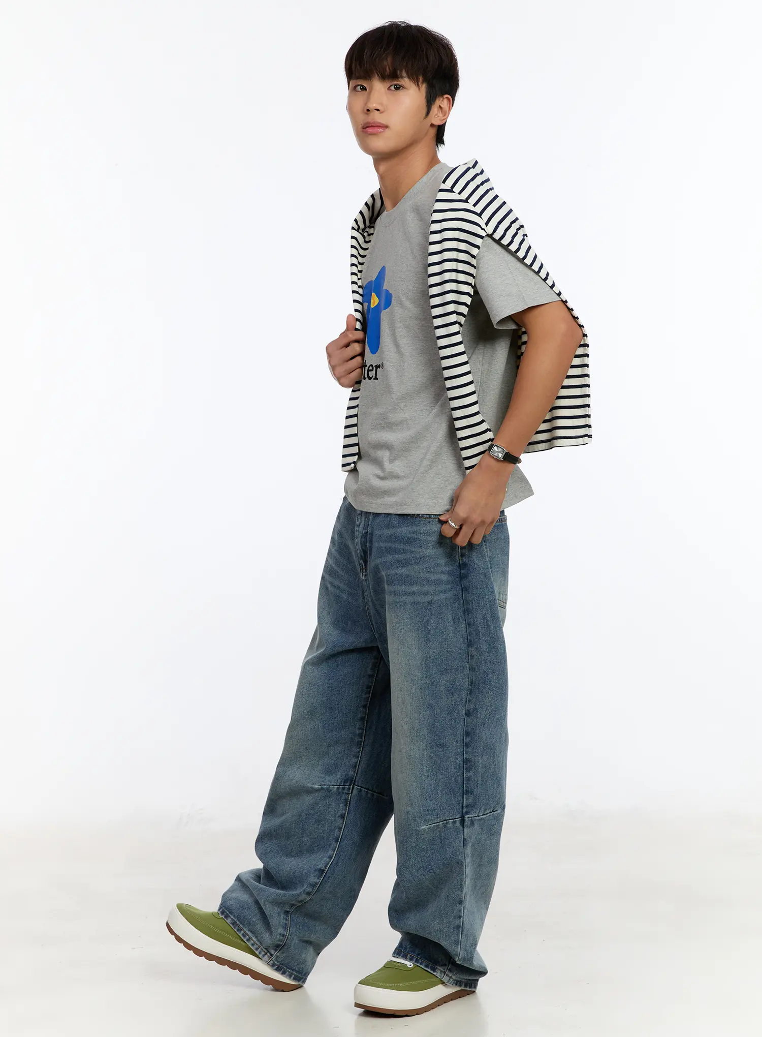 Men's Butter Flower Graphic T-Shirt IM530 - Image 8