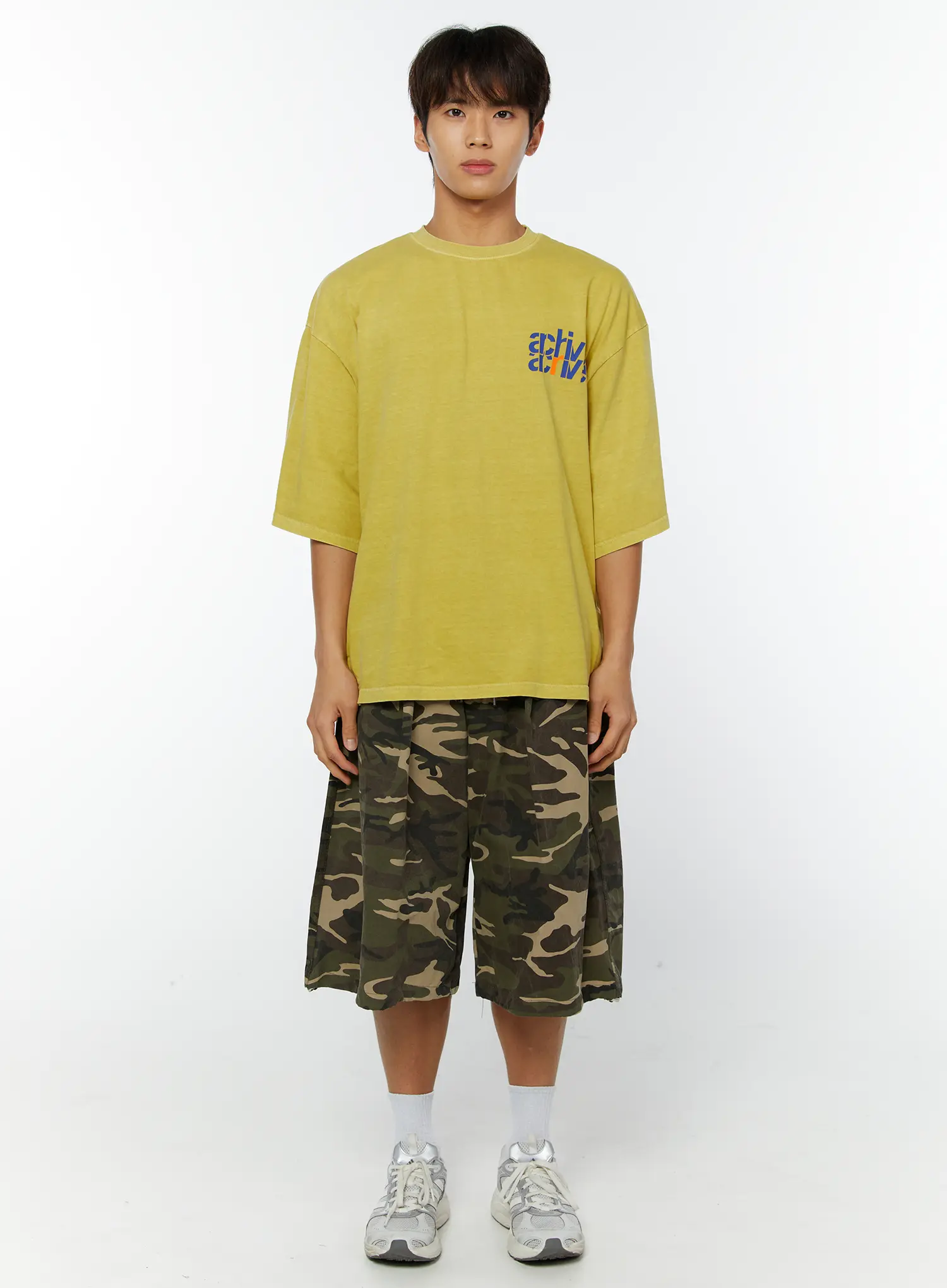 Men's Calendar Graphic Tee IY514 - Image 4