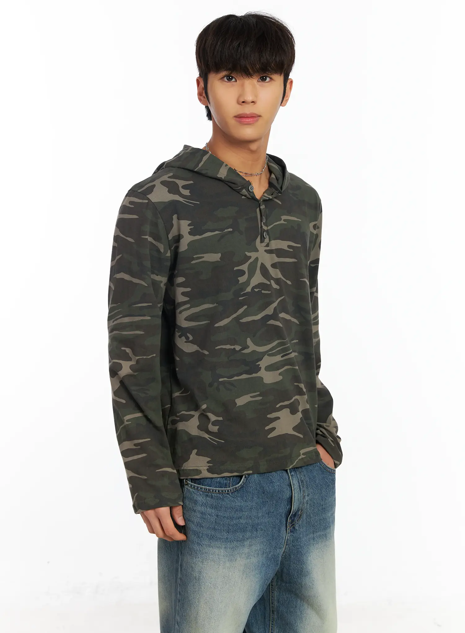 Men's Camo Henley Hoodie IF504