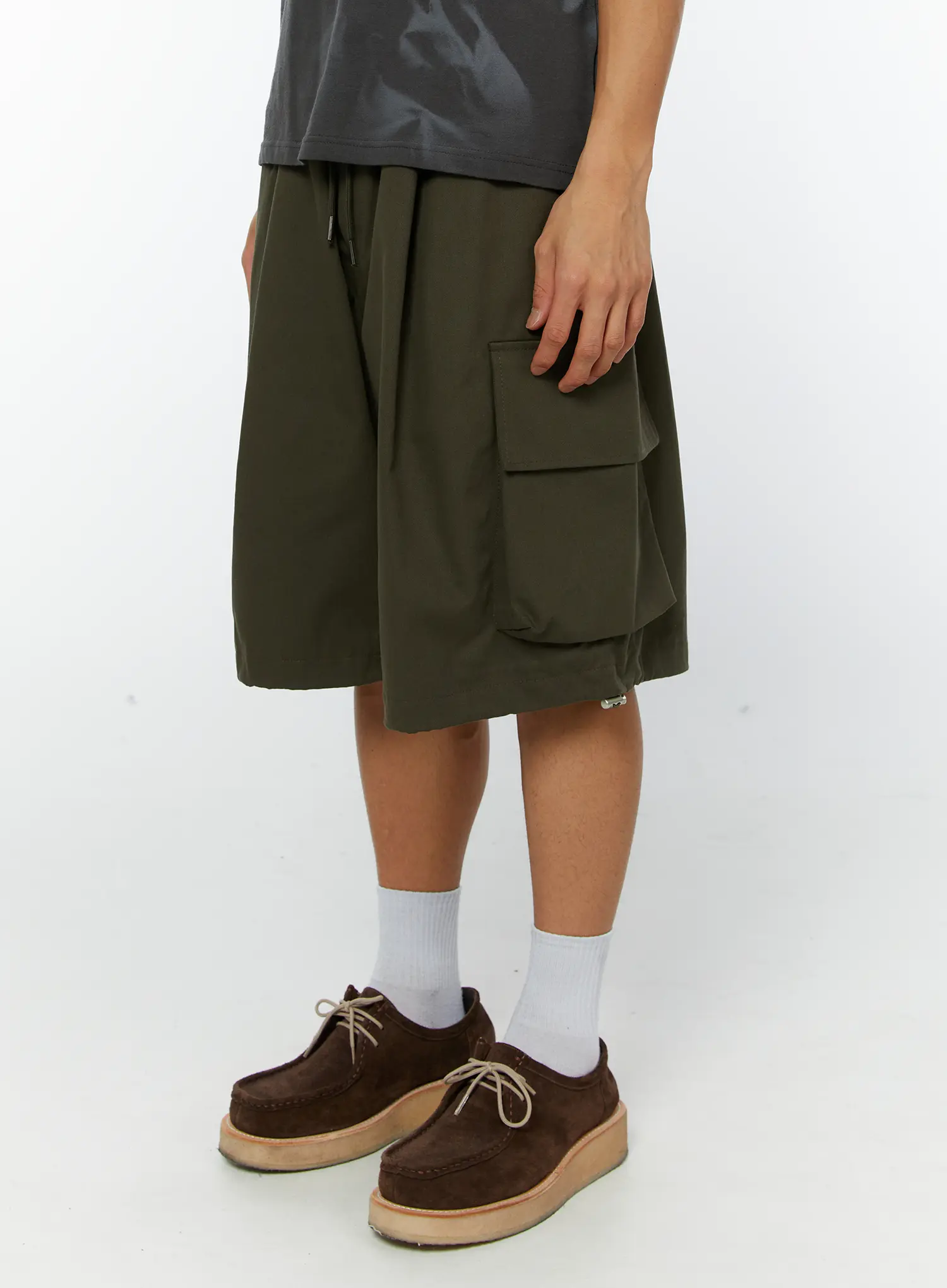 Men's Cargo Bermuda Shorts IY514 - Image 5