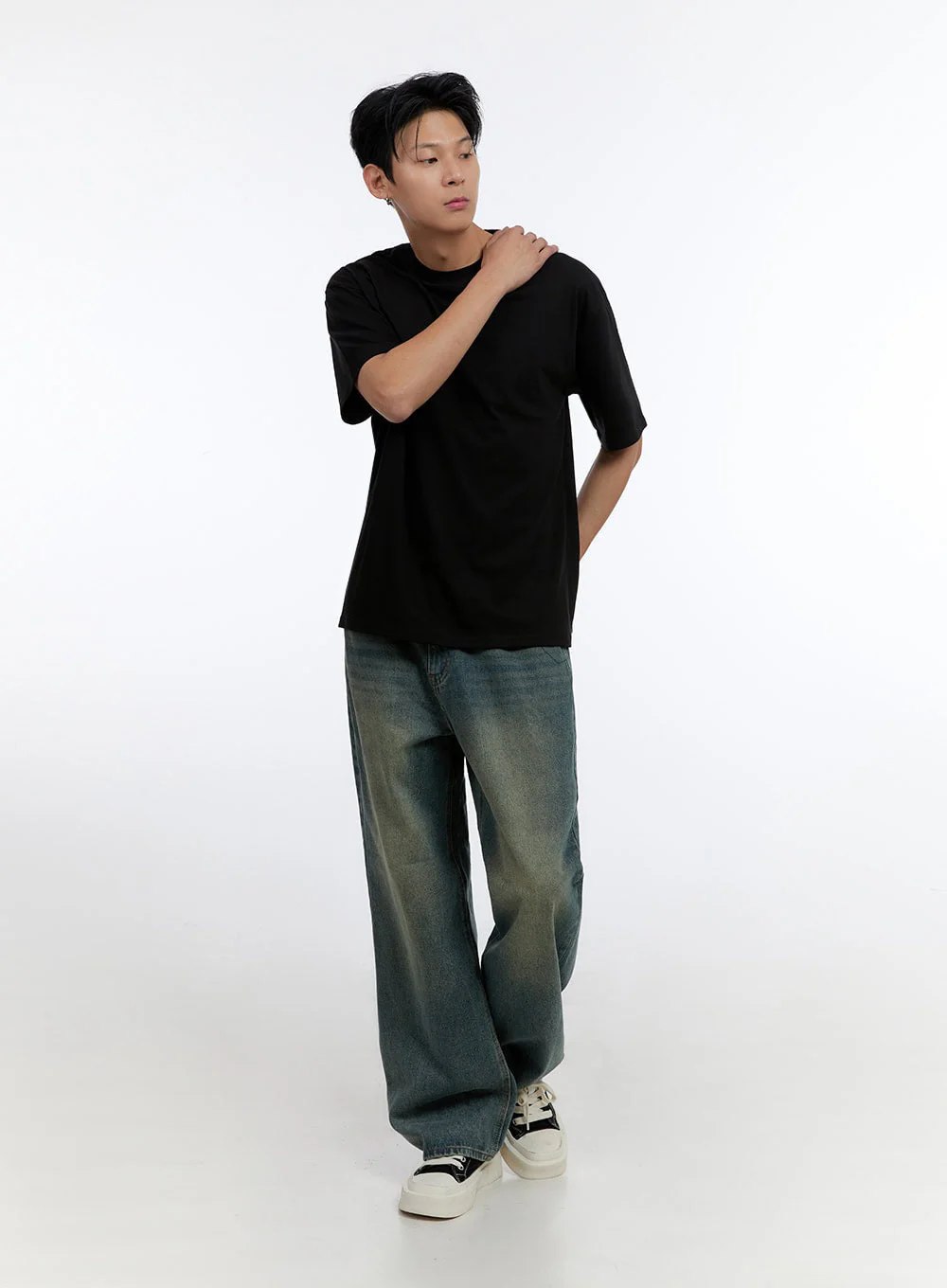 Men's Classic Loose Fit T-Shirt IO428 - Image 5