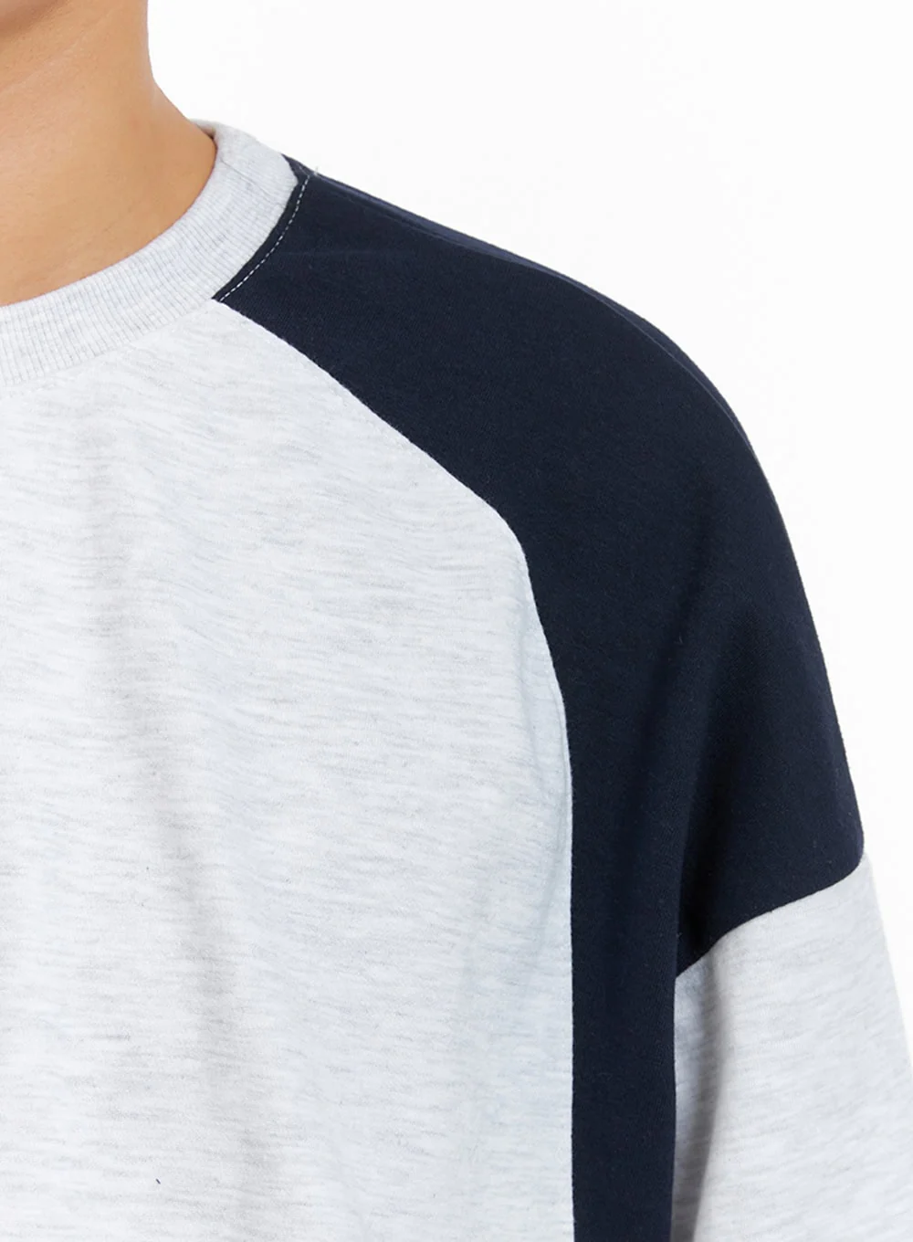 Men's Cozy Contrasting Crewneck Sweatshirt (White) IU414 - Image 2