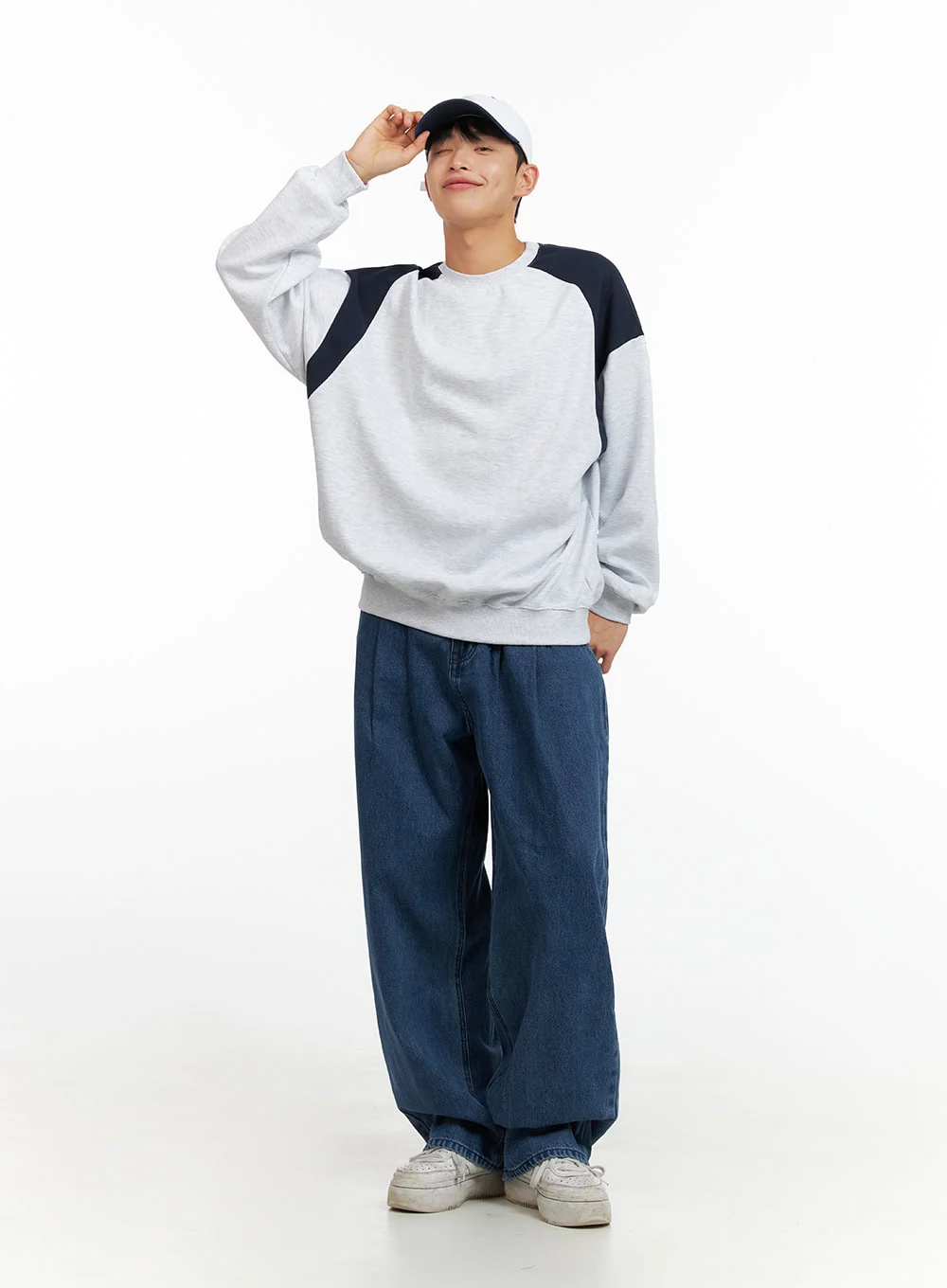 Men's Cozy Contrasting Crewneck Sweatshirt (White) IU414 - Image 3