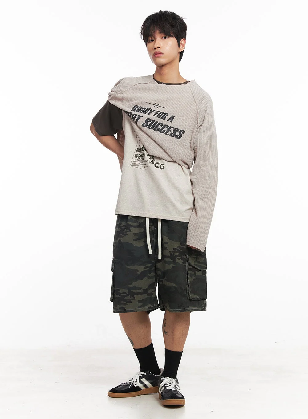 Men's Disco Graphic Raglan T-Shirt IY508 - Image 10
