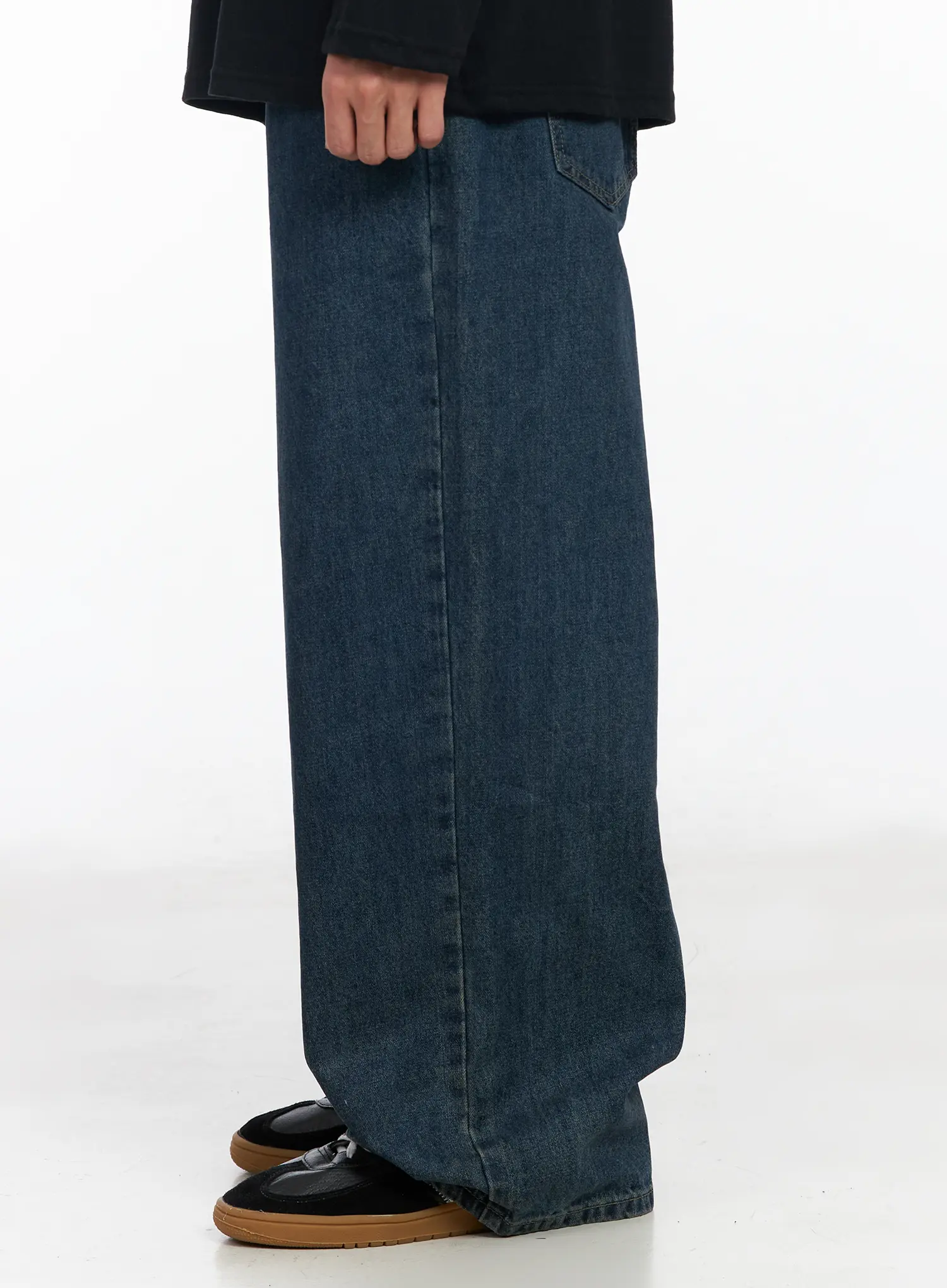 Men's Essential Wide Leg Jeans IA501 - Image 6