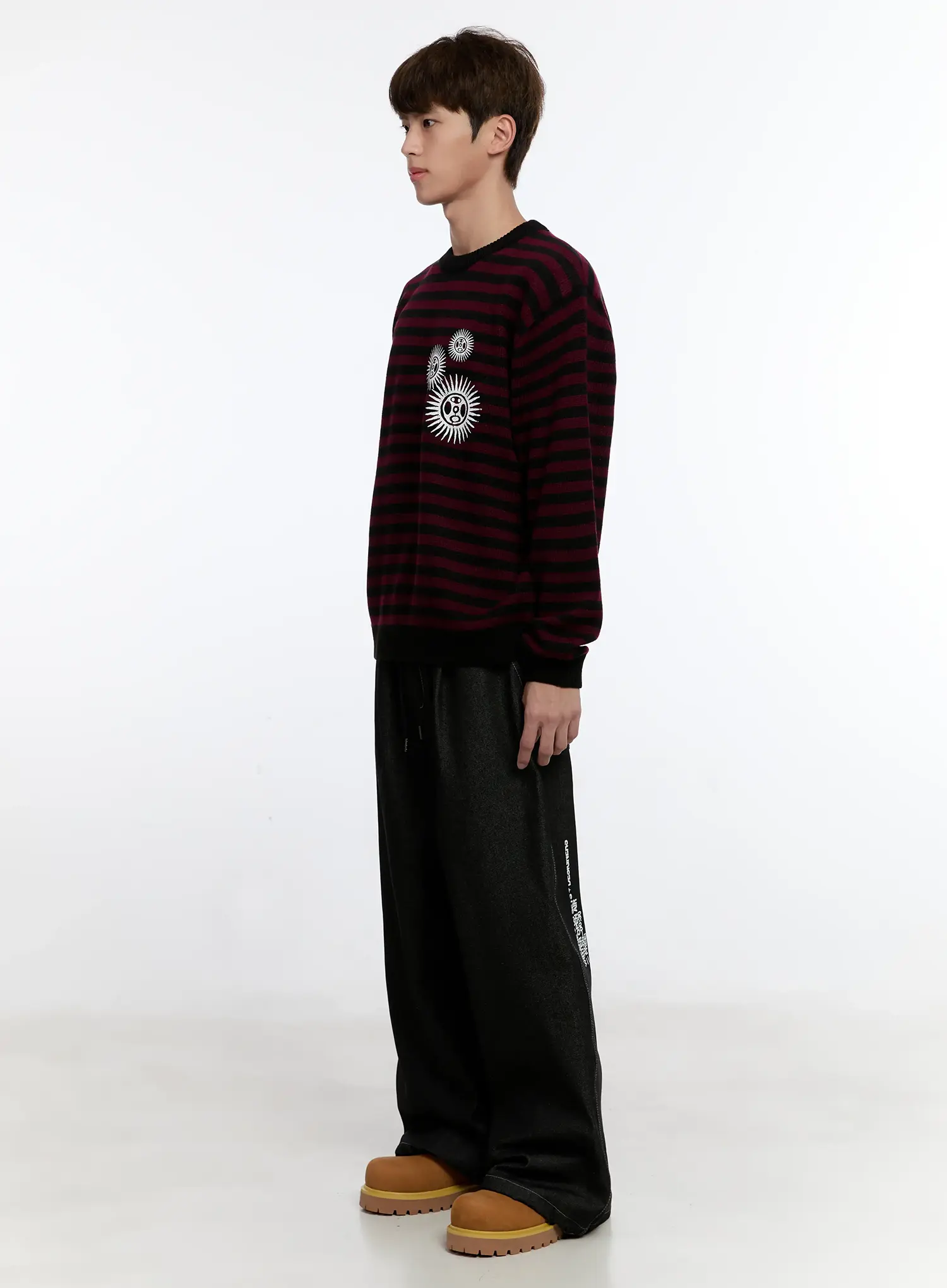 Men's Graphic Jeans (Black) IS529 - Image 7