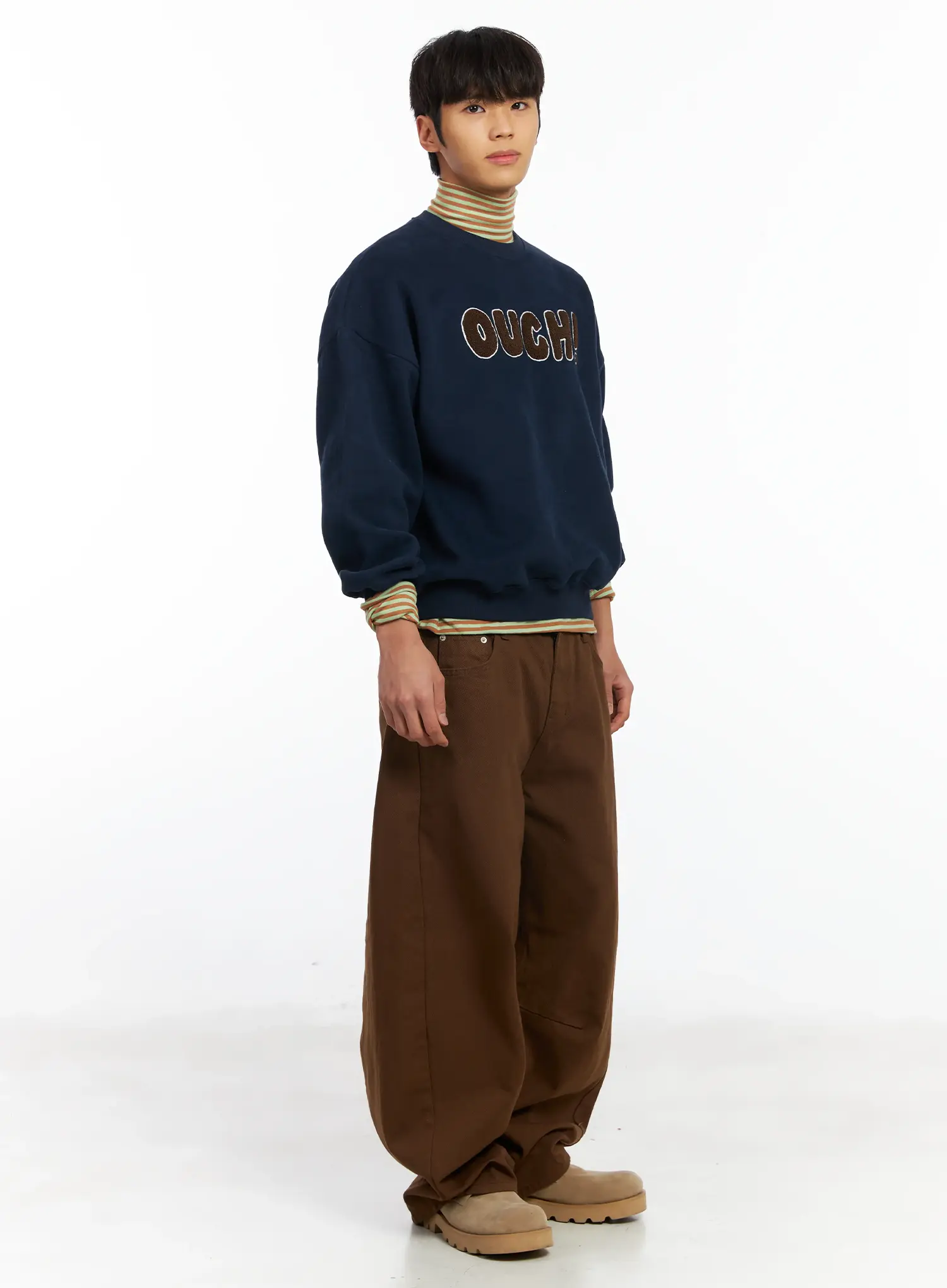 Men's Graphic Patch Sweatshirt IF504 - Image 8