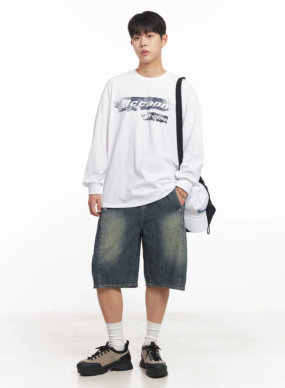 Men's Mccann Graphic Long-Sleeve T-Shirt IA525 - Image 9