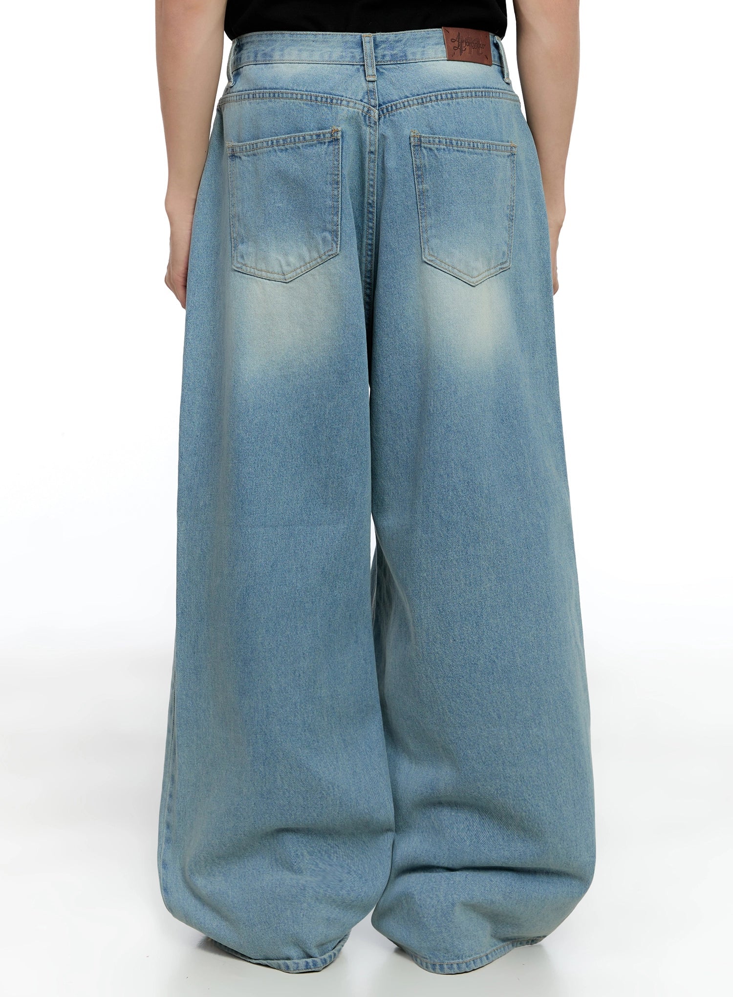 Men's Mid-Wash Baggy Jeans IG520 - Image 7