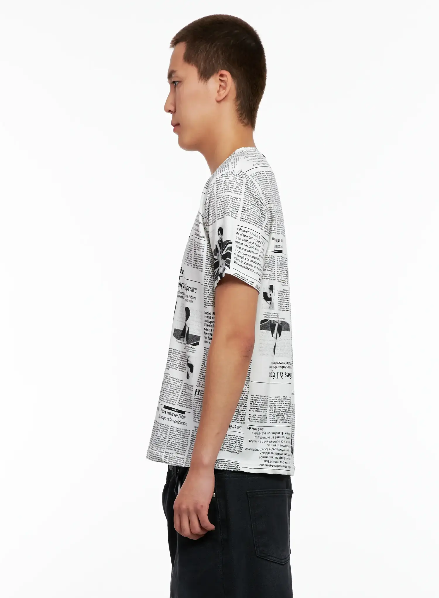 Men's Newspaper Graphic Tee IG511 - Image 5