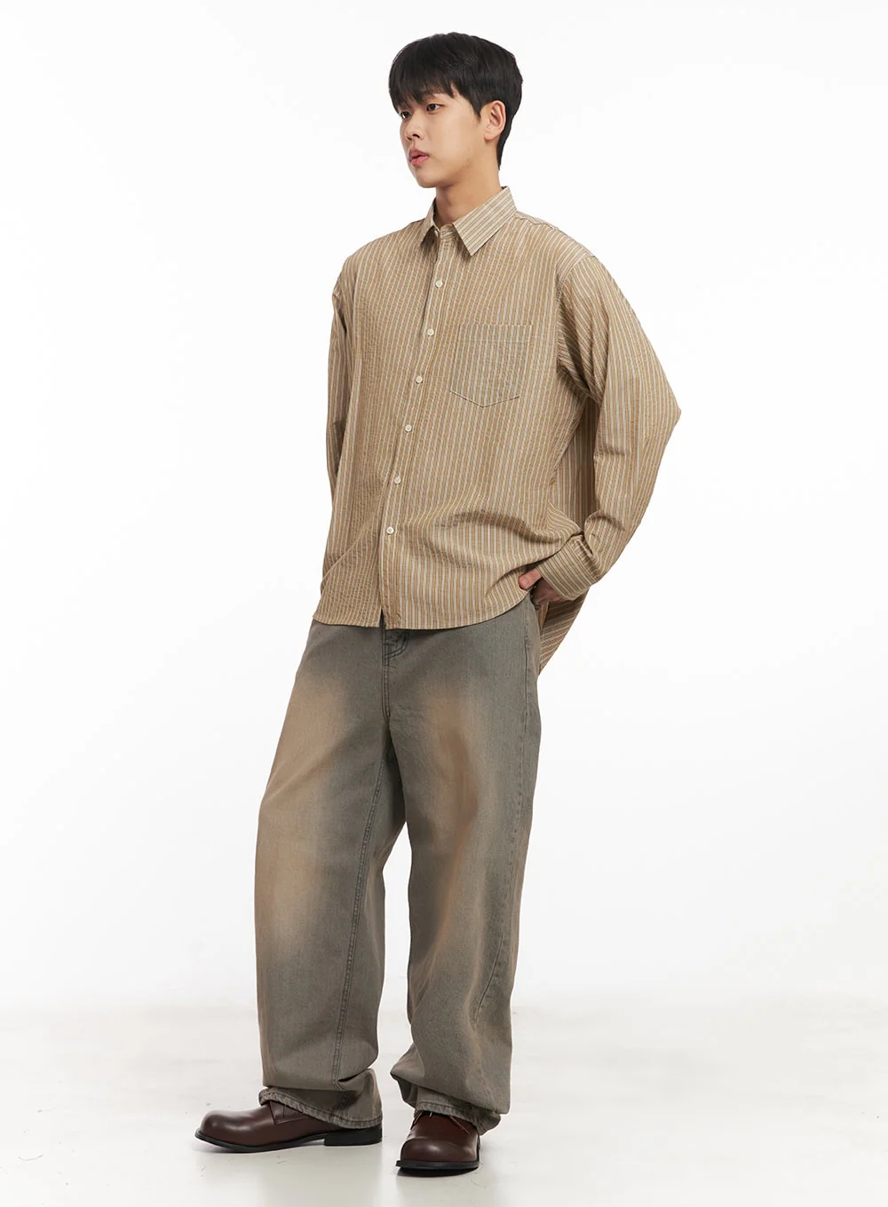 Men's Oversized Stripe Collared Shirt IM514 - Image 2