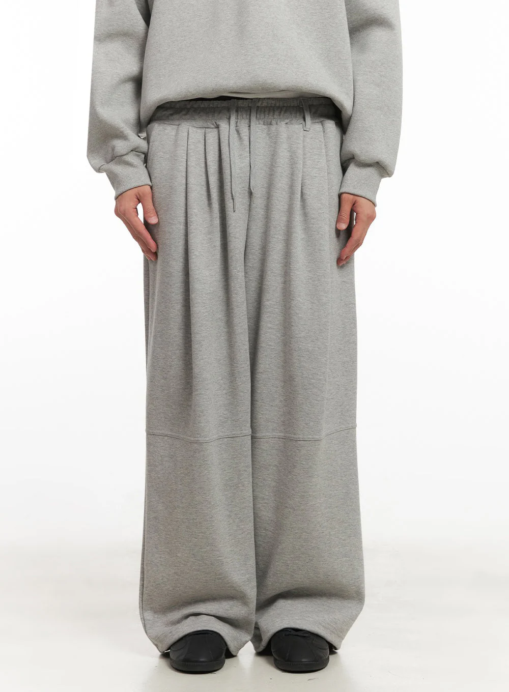 Men's Pintuck Wide-Leg Sweatpants IA510 - Image 2