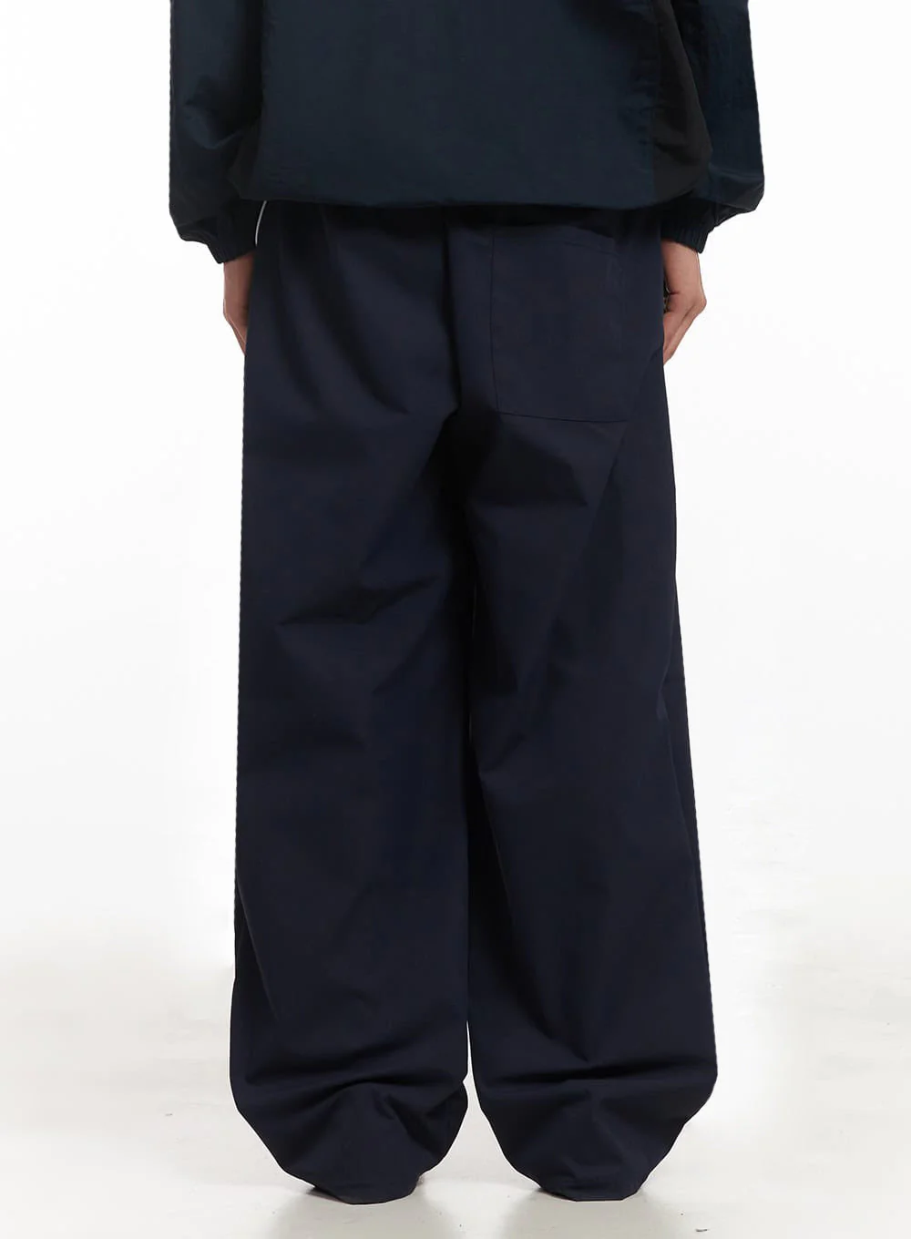 Men's Pintuck Windbreaker Sweatpants IA510 - Image 5