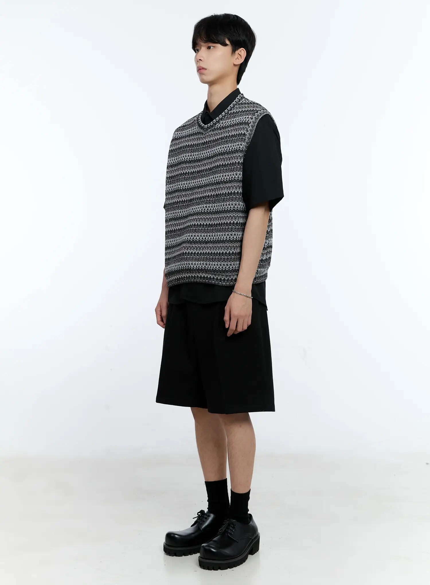 Men's Pleat Bermuda Shorts IG501 - Image 6