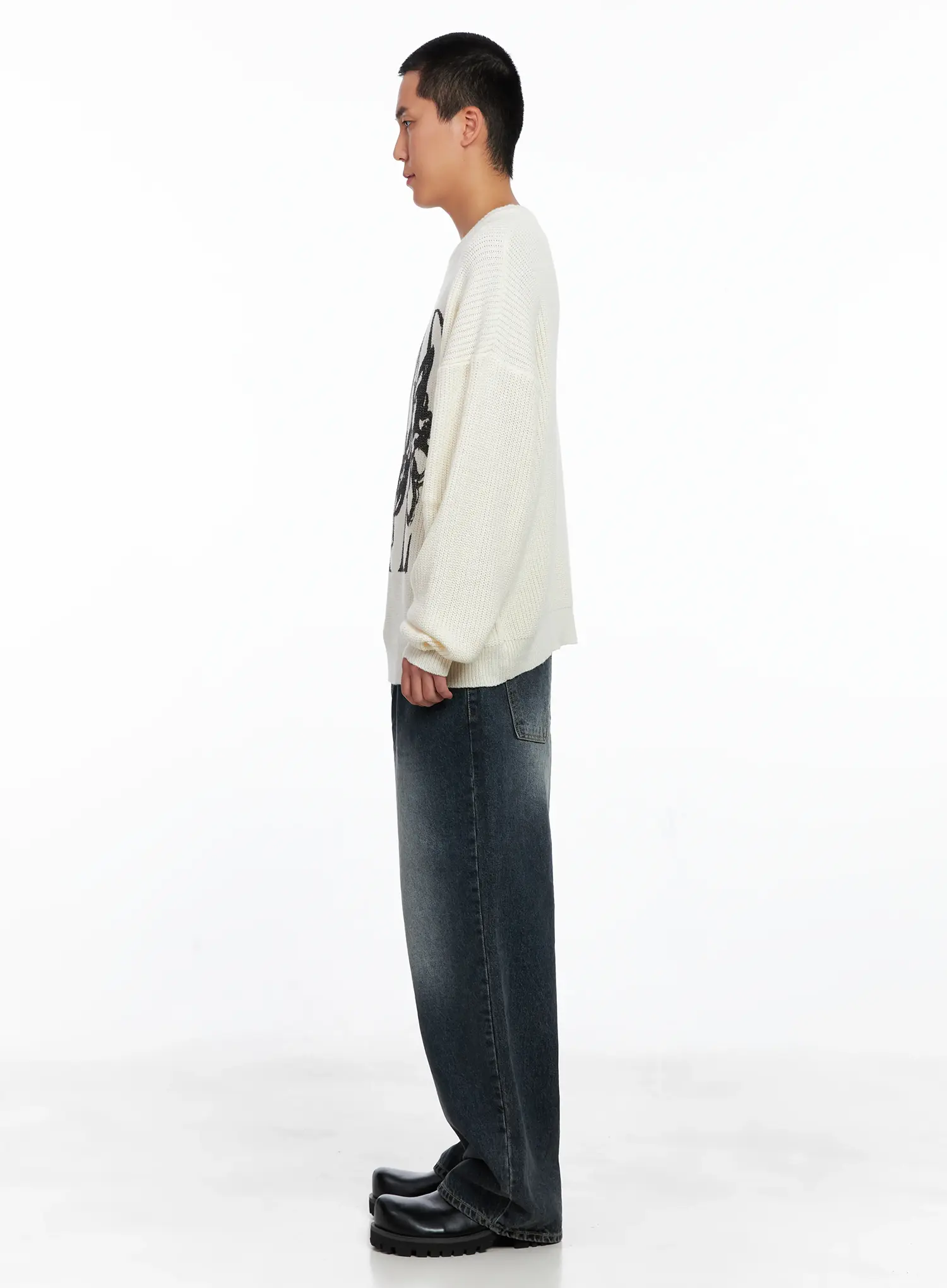 Men's Relaxed-Fit Washed Jeans IS509 - Image 7