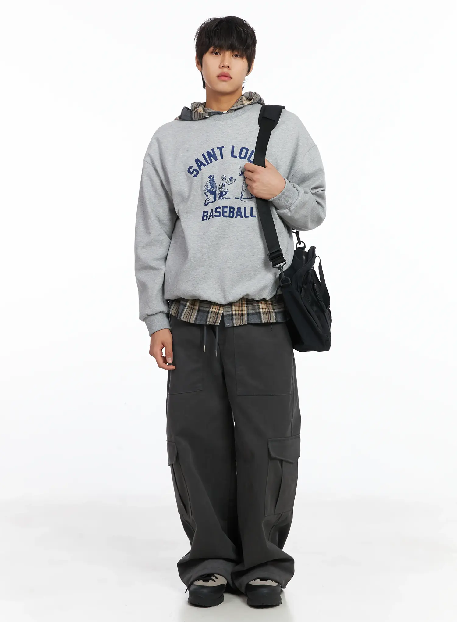 Men's Saint Louis Graphic Crewneck IJ512 - Image 9