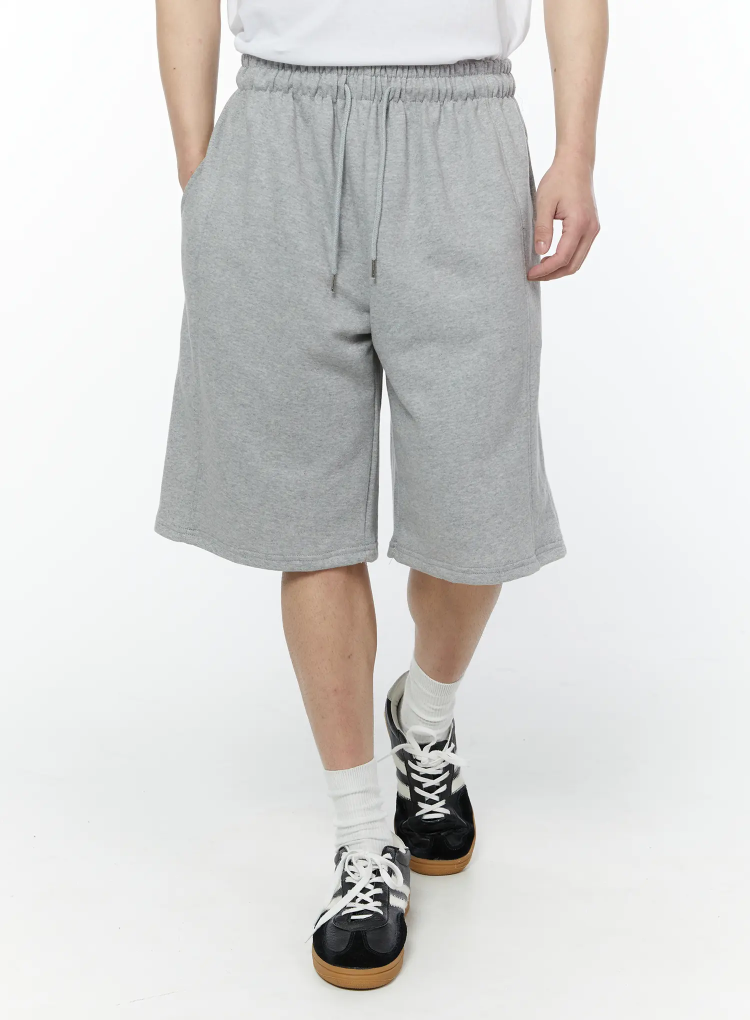 Men's Side Slit Bermuda Sweat Shorts (Gray) IY504 - Image 2