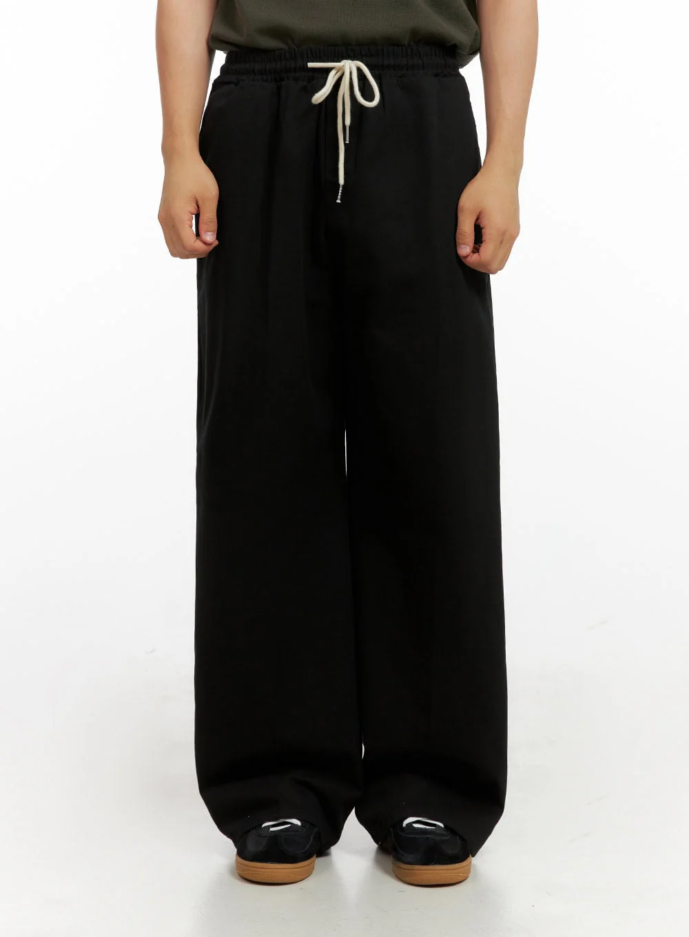 Men's Solid Wide-Fit Pants IG409 - Image 2