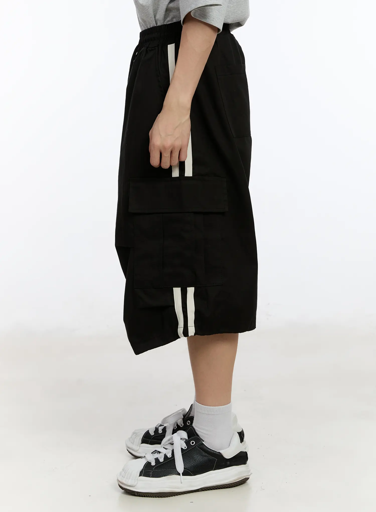 Men's Striped Pocket Track Shorts IA507 - Image 7