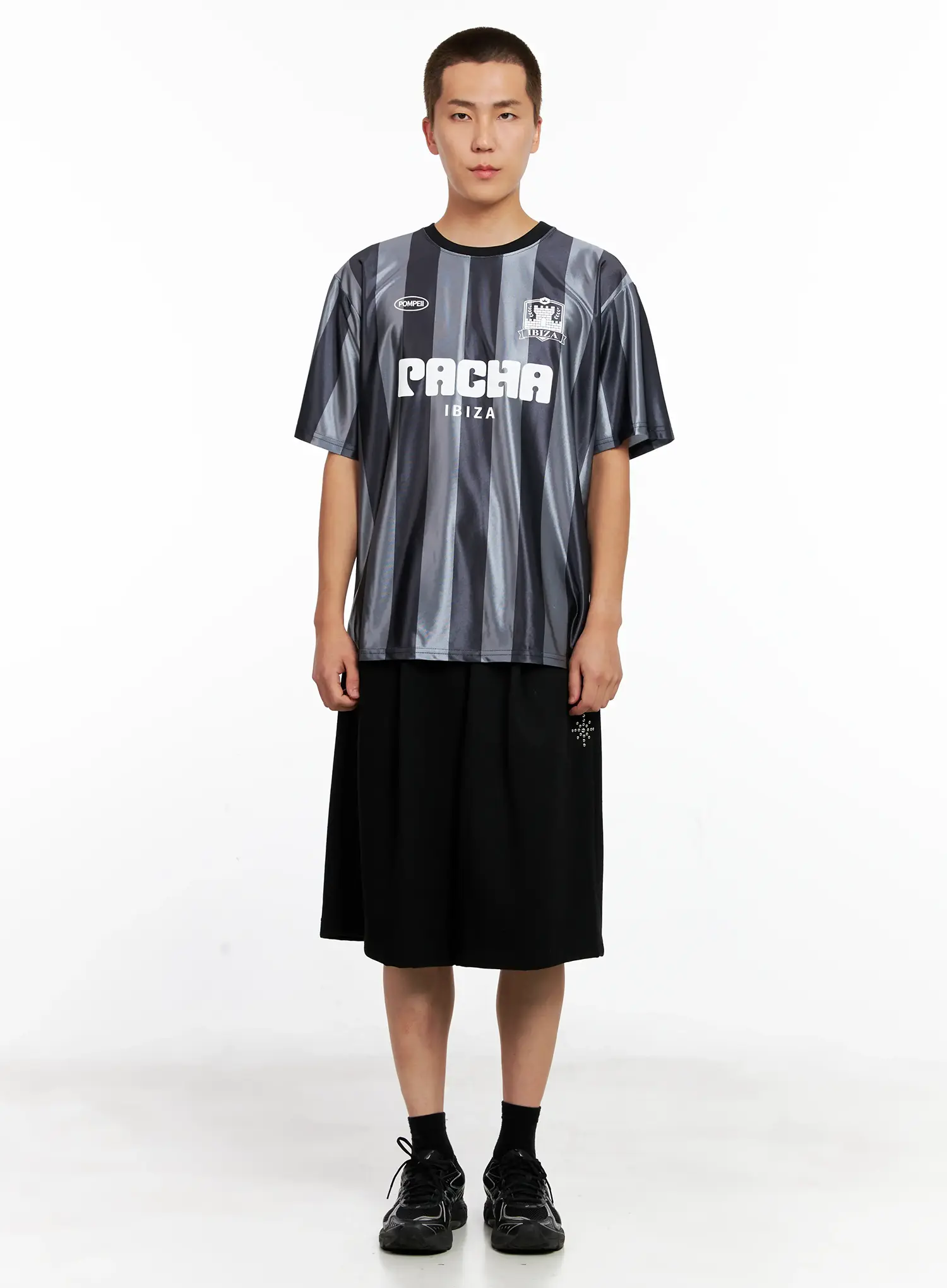 Men's Studded Bermuda Shorts IG511 - Image 4