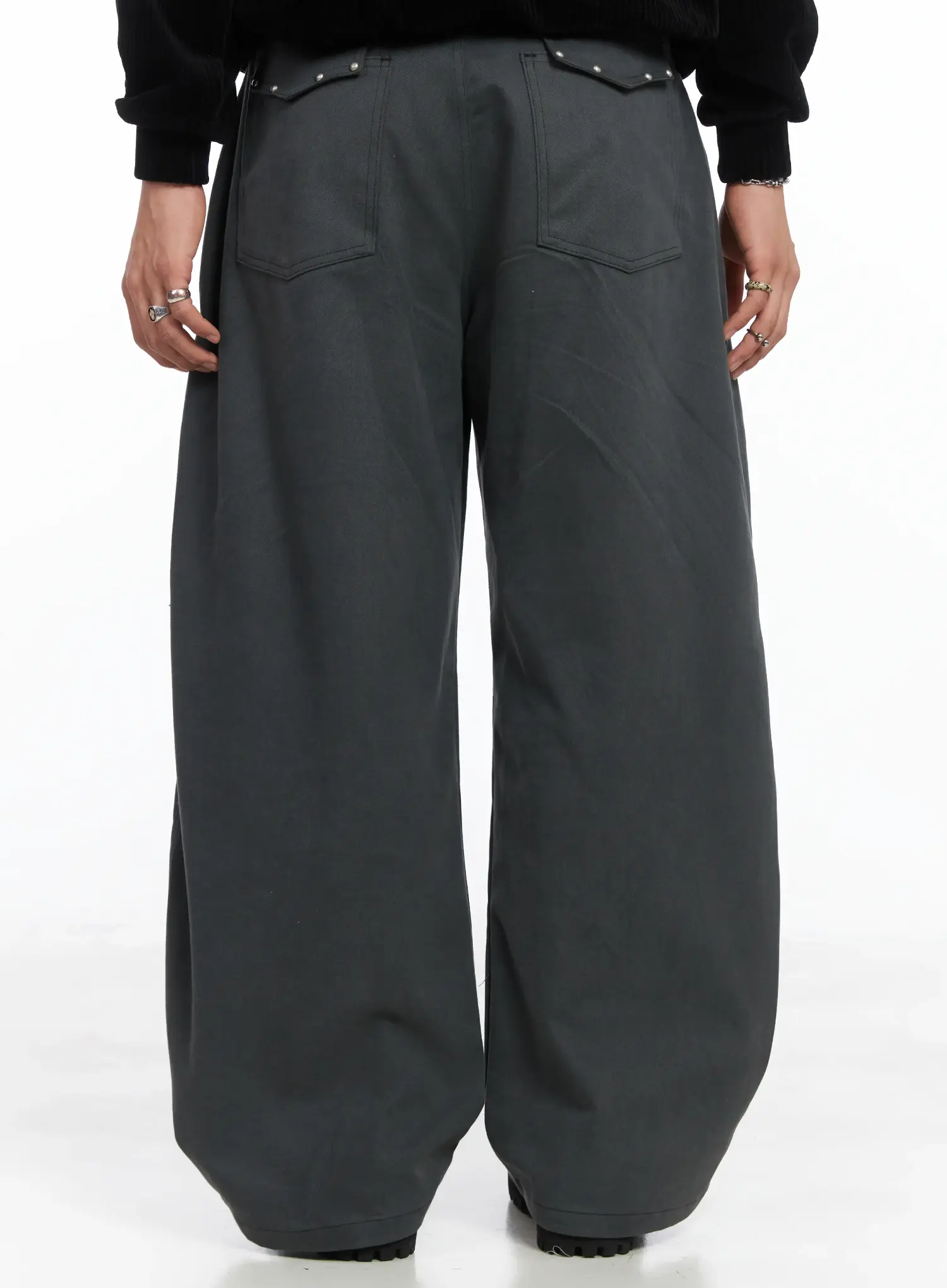 Men's Studded Graphic Wide Pants IJ512 - Image 8