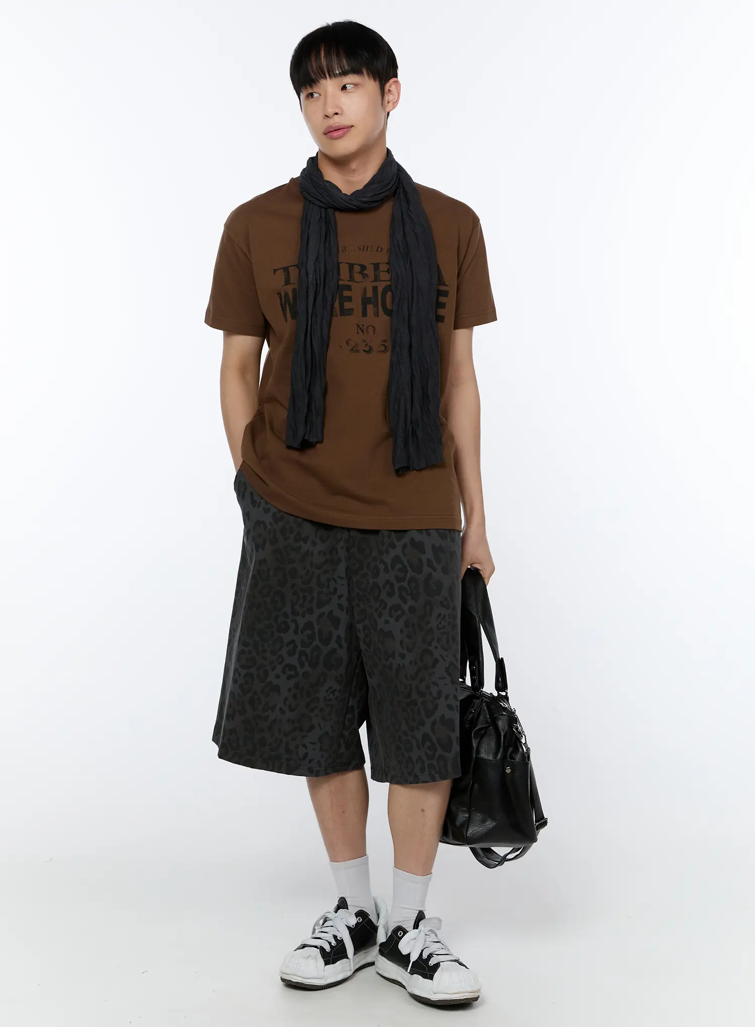 Men's Textured Black Scarf IA517 - Image 5