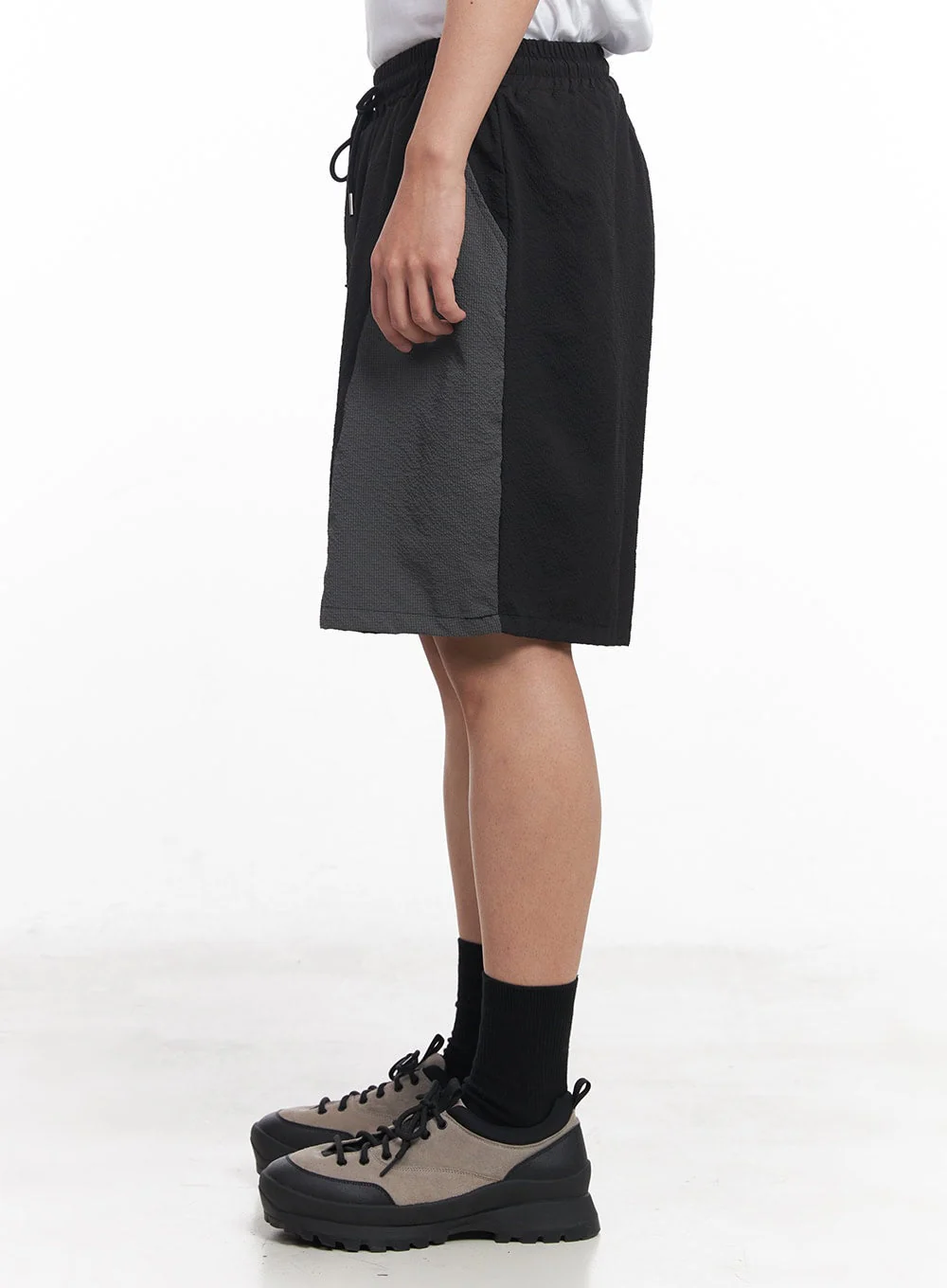 Men's Two-Tone Wide-Leg Shorts IY520 - Image 4