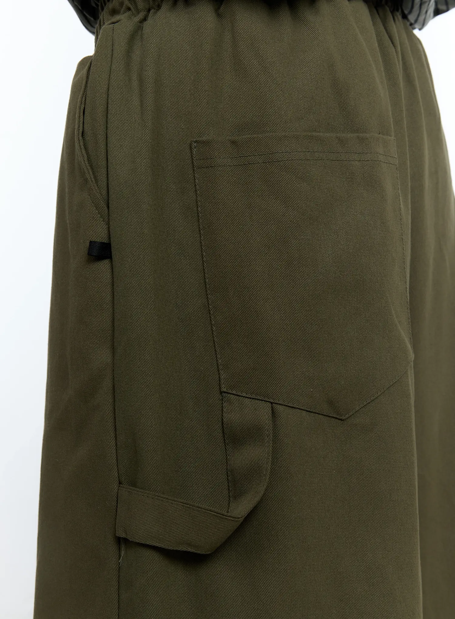 Men's Utility Bermuda Shorts IG519 - Image 7