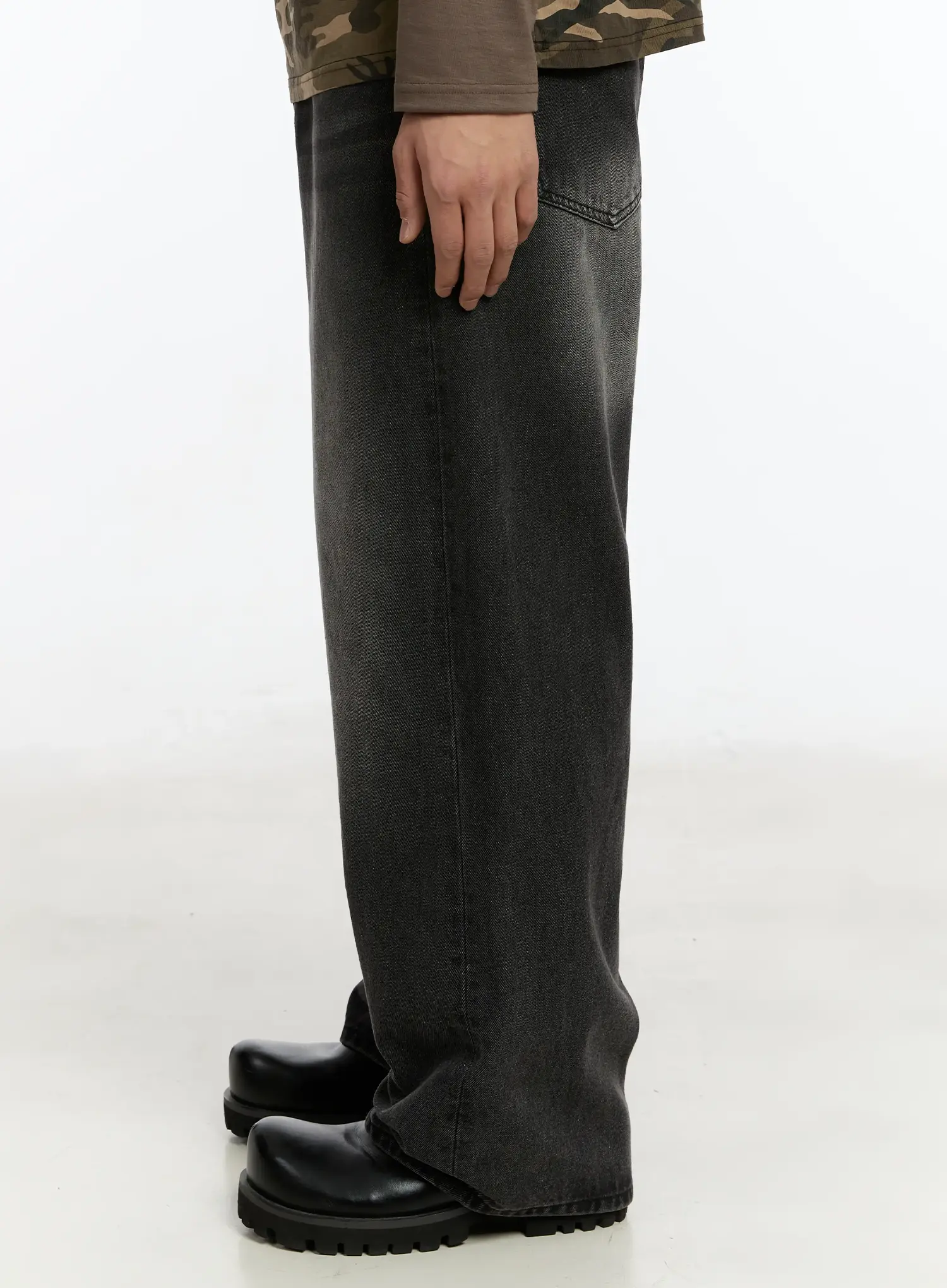 Men's Washed Wde-Leg Jeans IM502 - Image 5