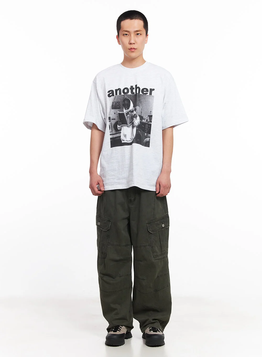 Men's Wide-Fit Cargo Pants IU512 - Image 10