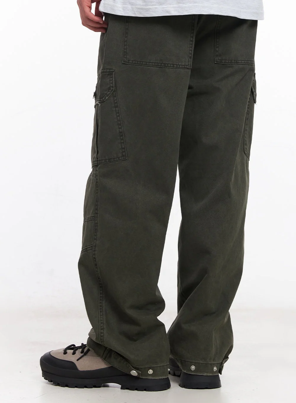 Men's Wide-Fit Cargo Pants IU512 - Image 4