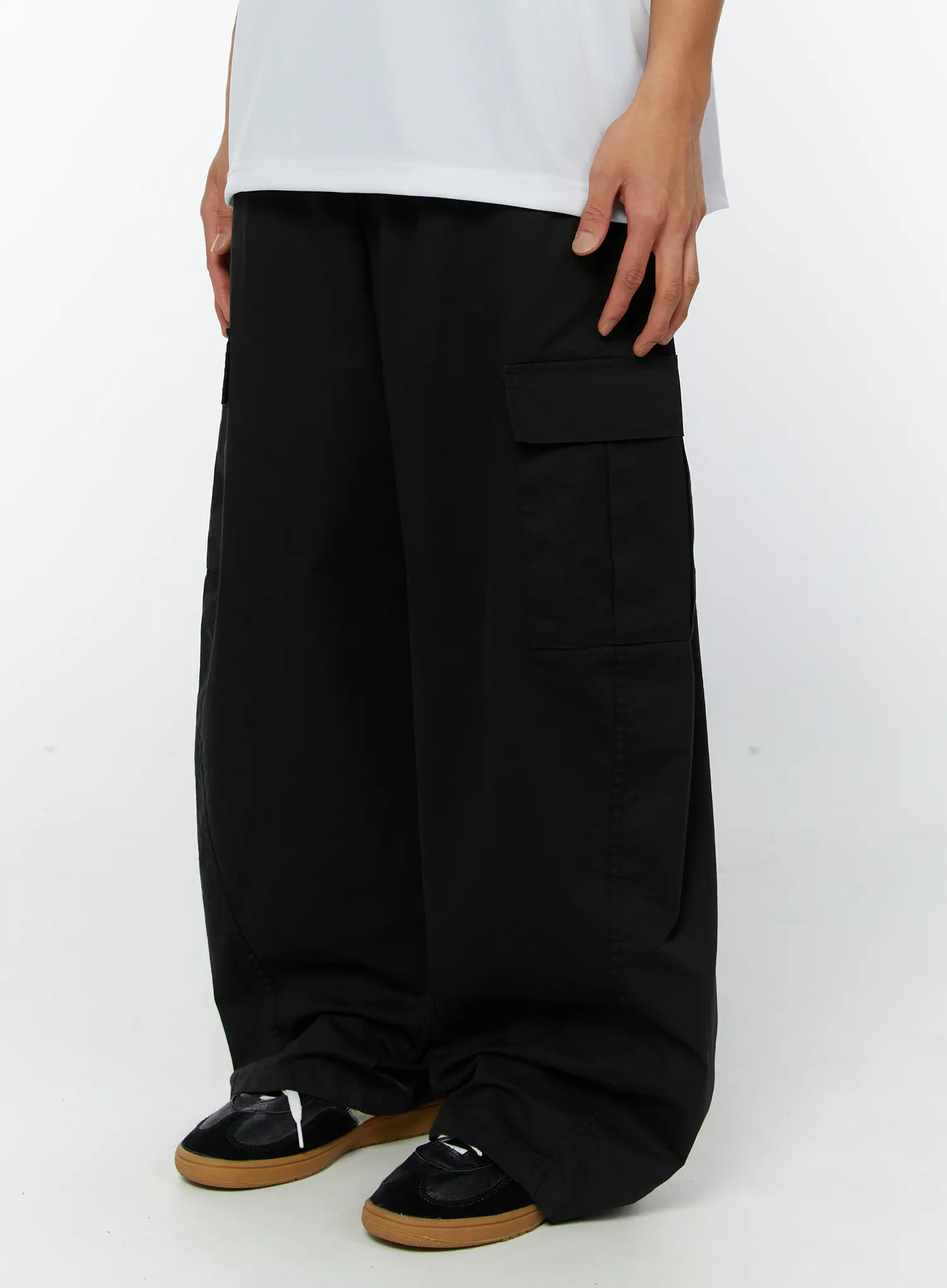 Men's Wide Leg Cargo Pants IY514 - Image 5