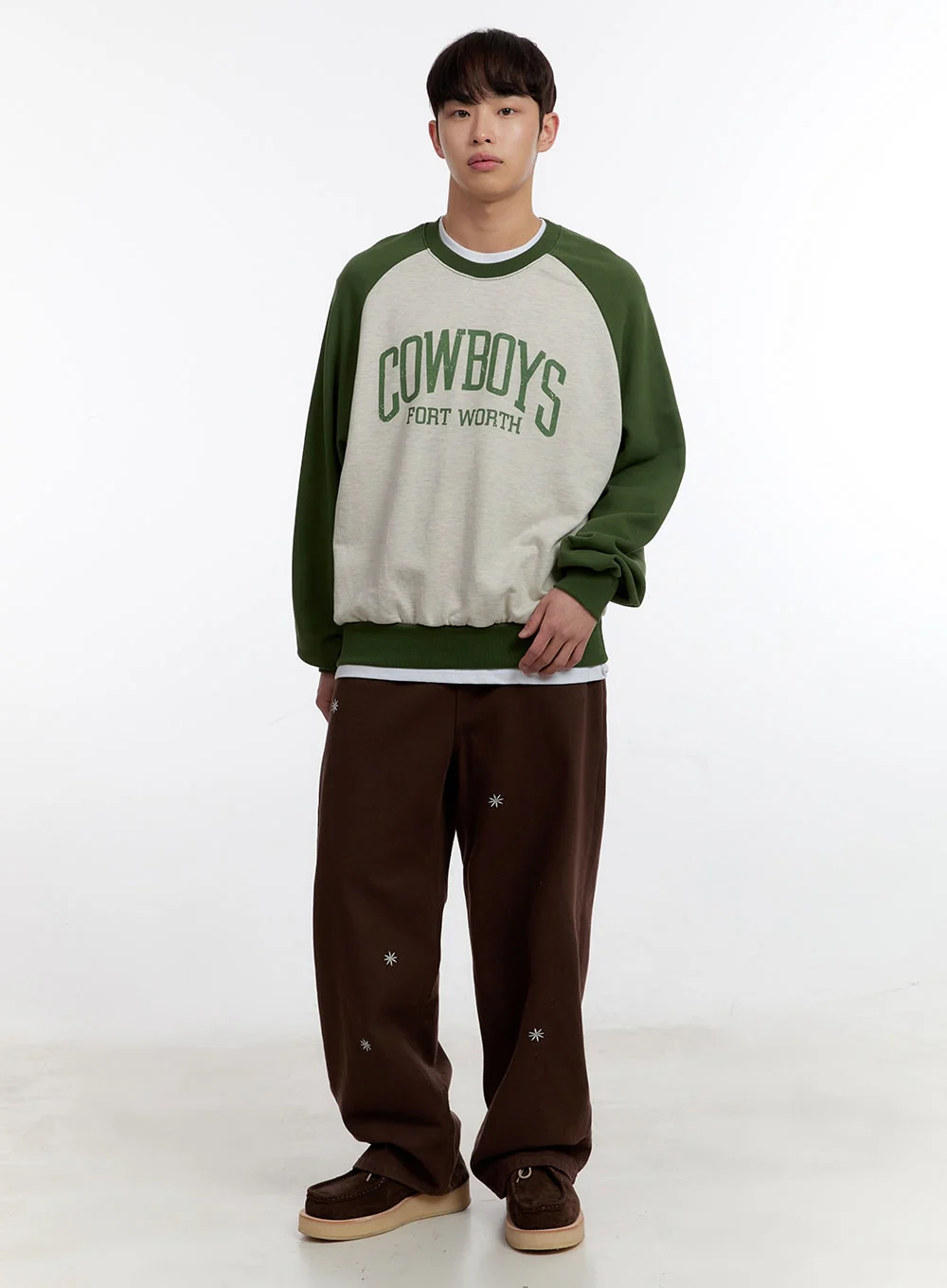 Men's Wide-Leg Pants with Embroidered Flowers IA504 - Image 9