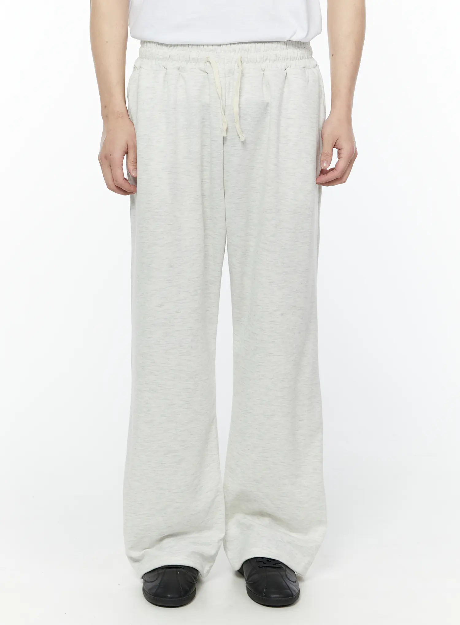 Men's Wide Leg Sweatpants (Light Beige) IY506 - Image 2