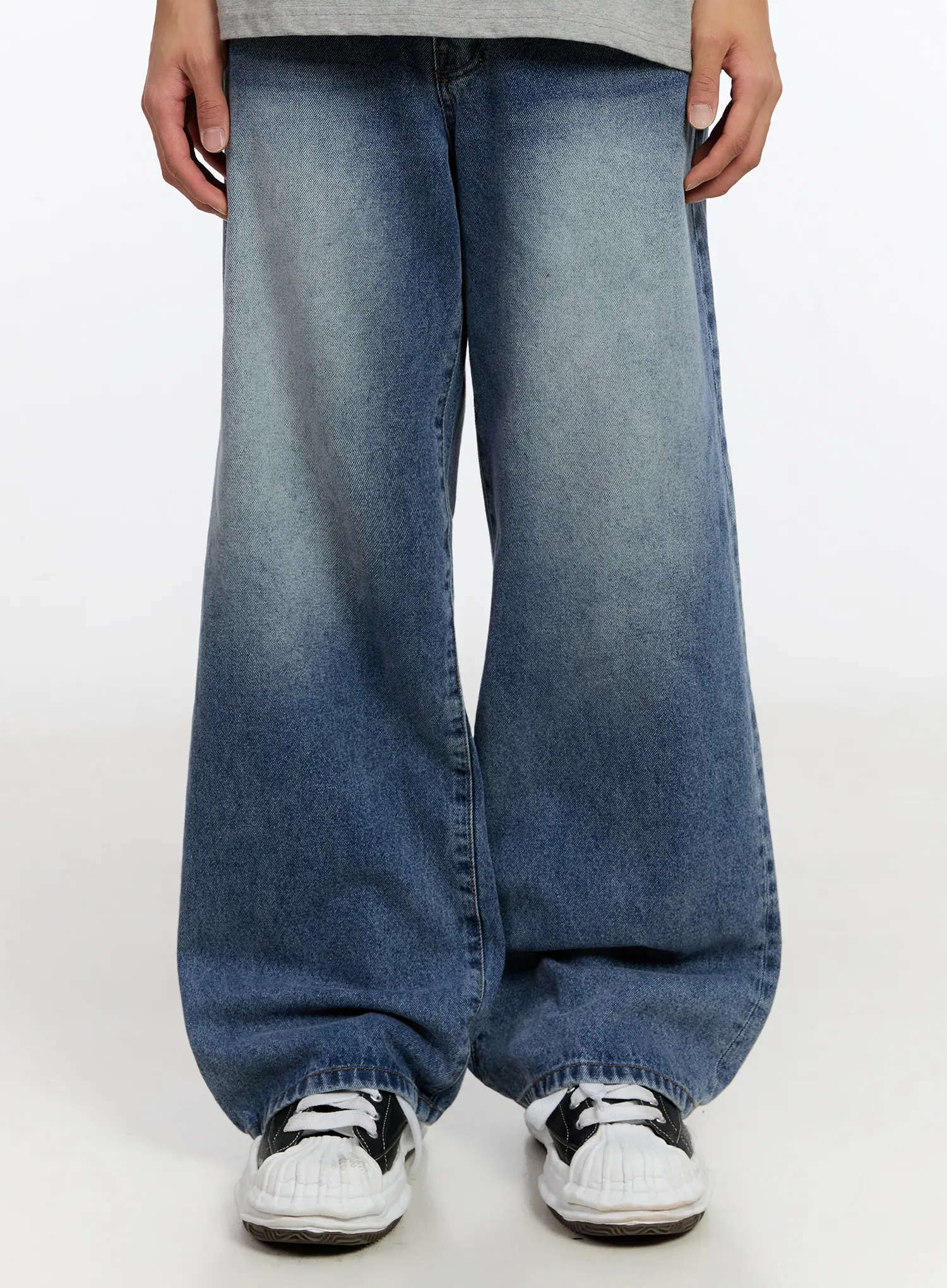 Men's Wide Leg Washed Jeans IN524