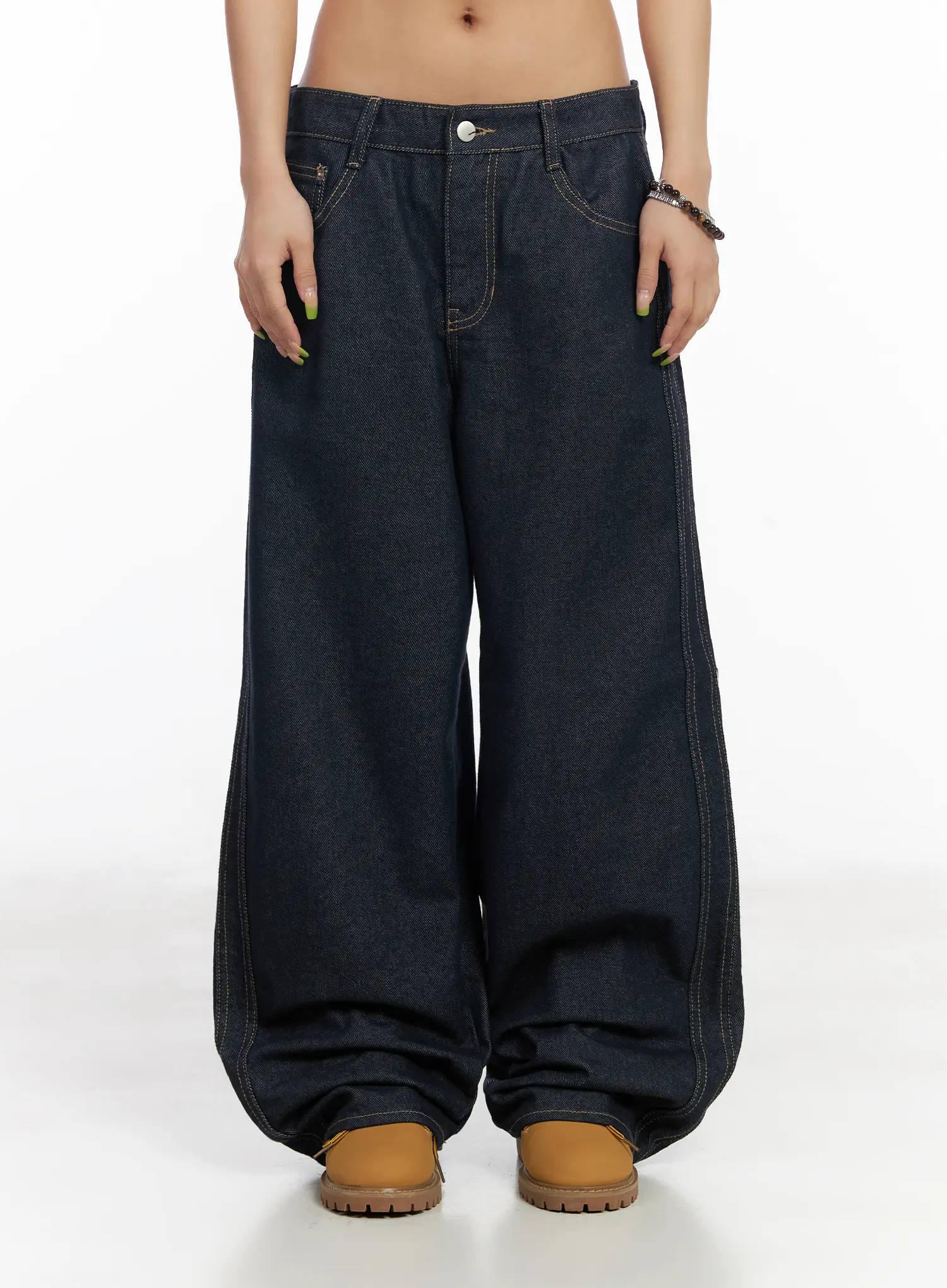 Micah Non-Fade Wide Leg Jeans CM525 - Image 10