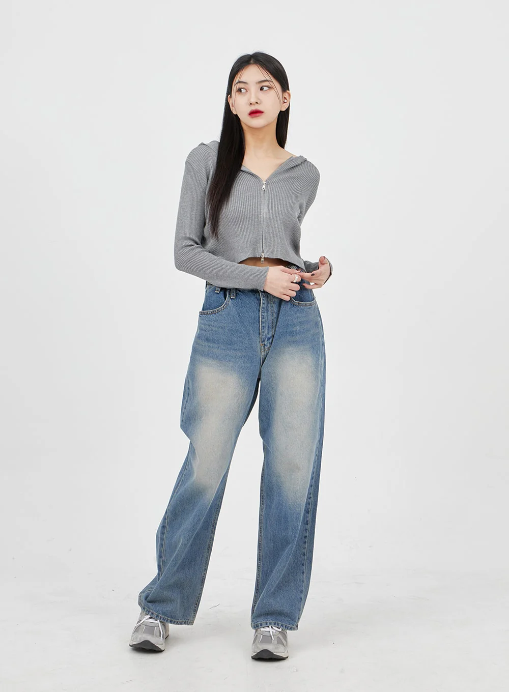 Mid-Wash Baggy Jeans BM321 - Image 8