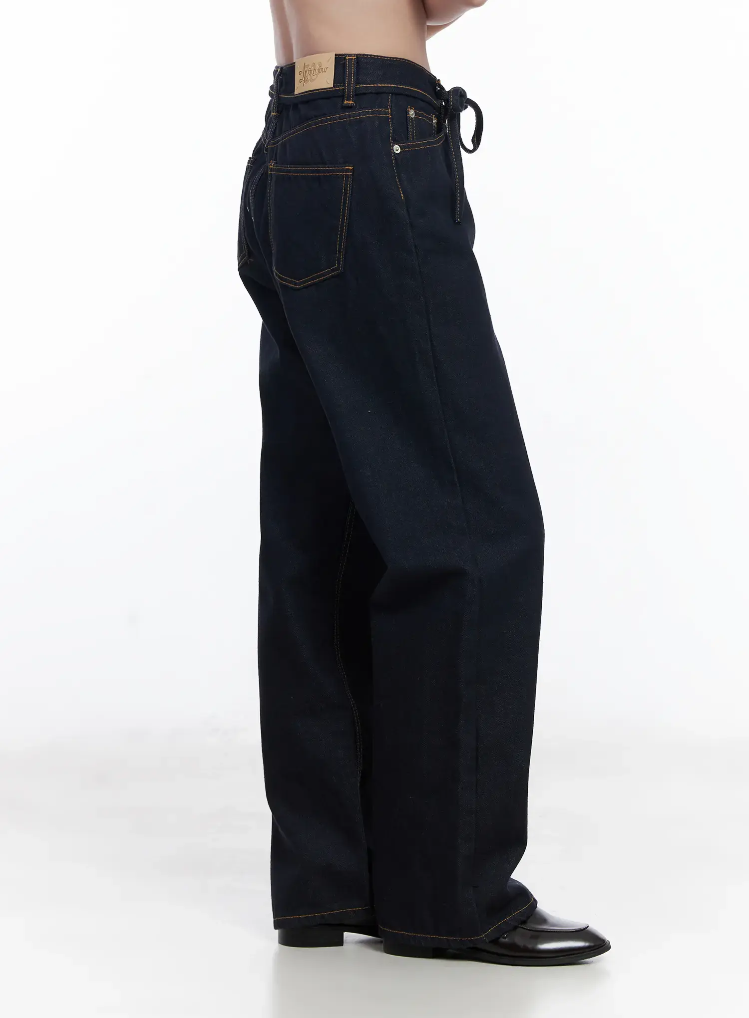 Mingi Non-Fade Semi-Wide Belted Jeans CJ519 - Image 3