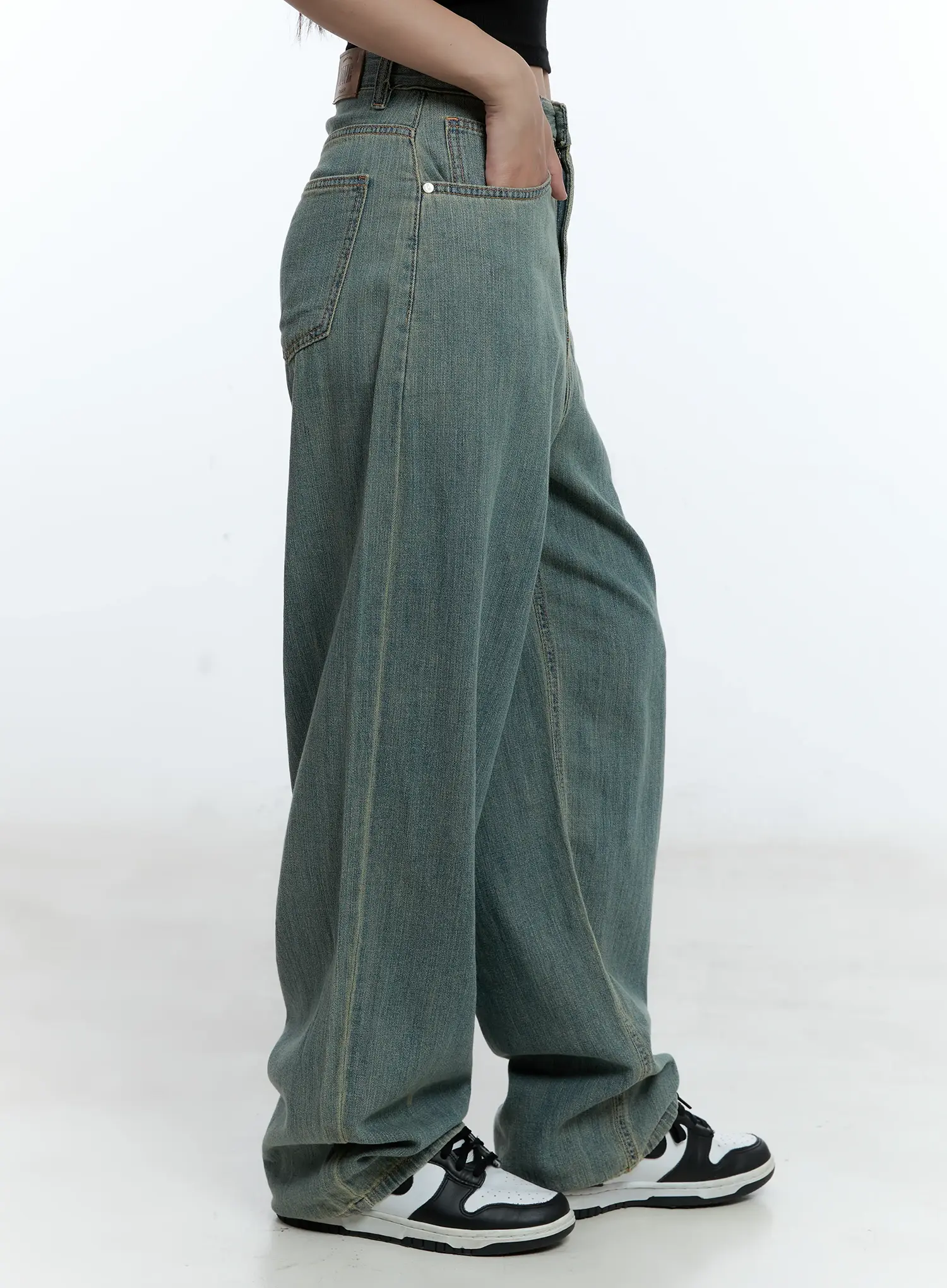 Minna Washed Baggy Jeans CU526 - Image 3