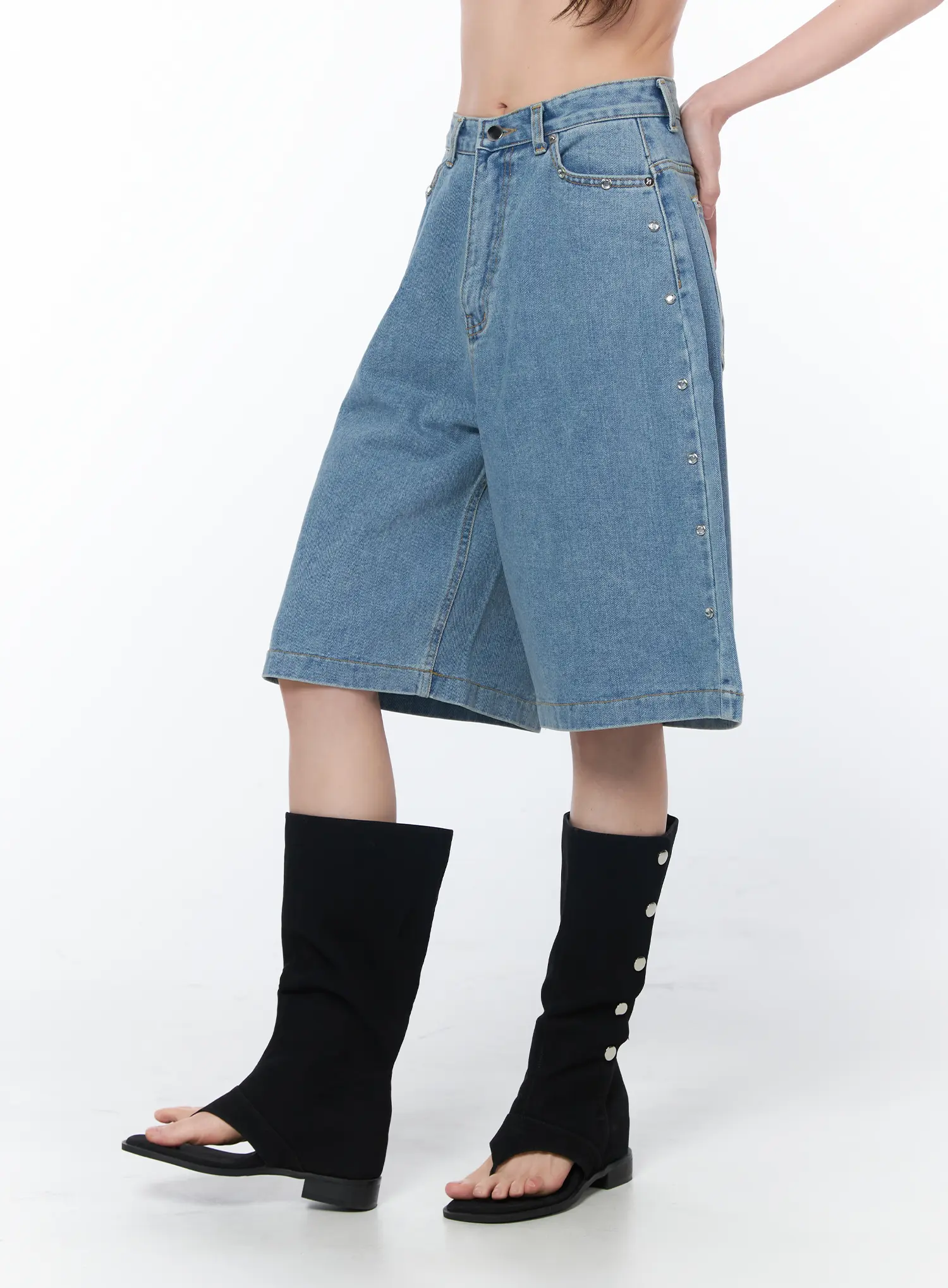 Monroe Embellished Jorts CA529 - Image 5