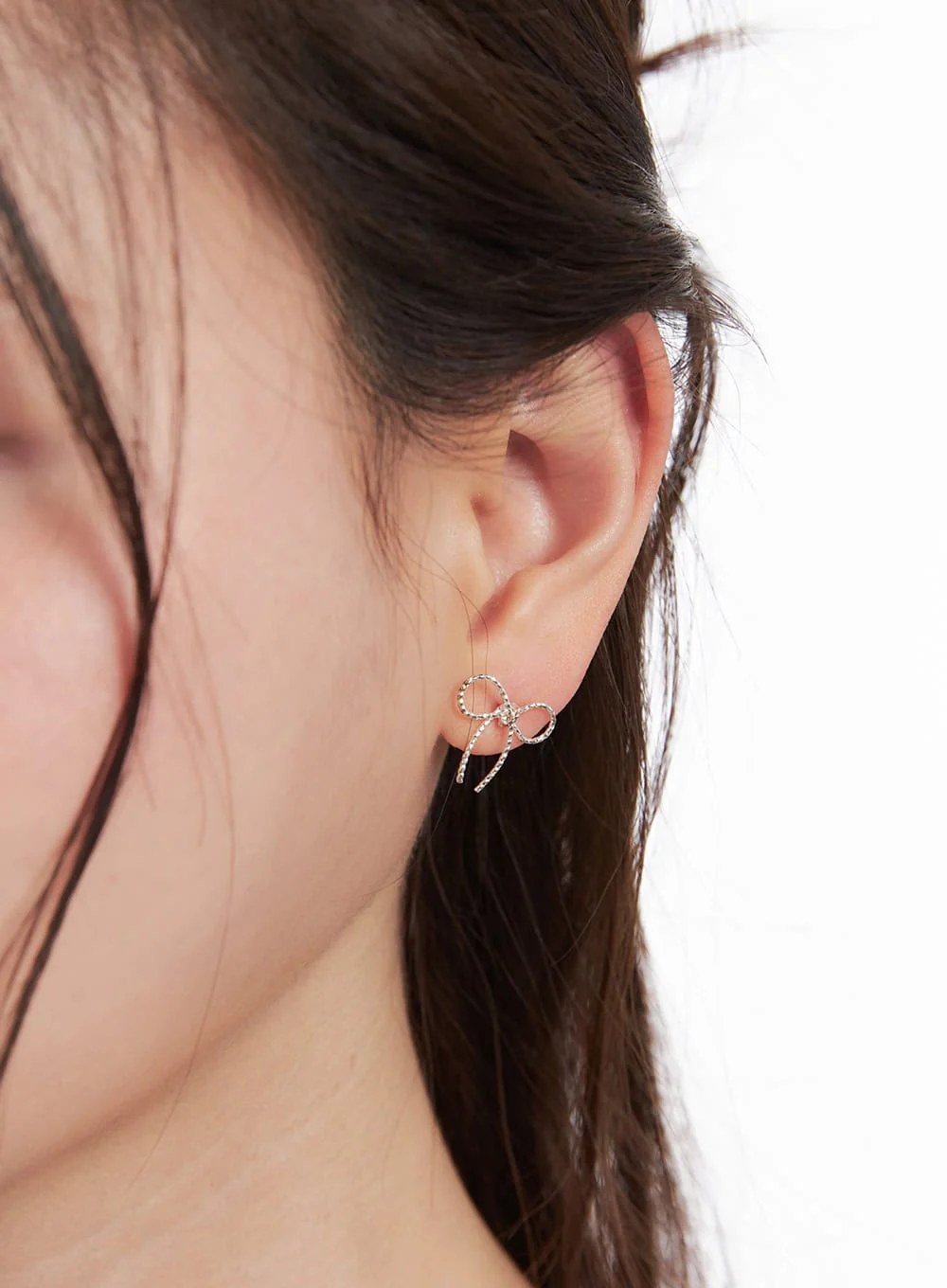 Noir Knot Ribbon Earrings IM531 - Image 2
