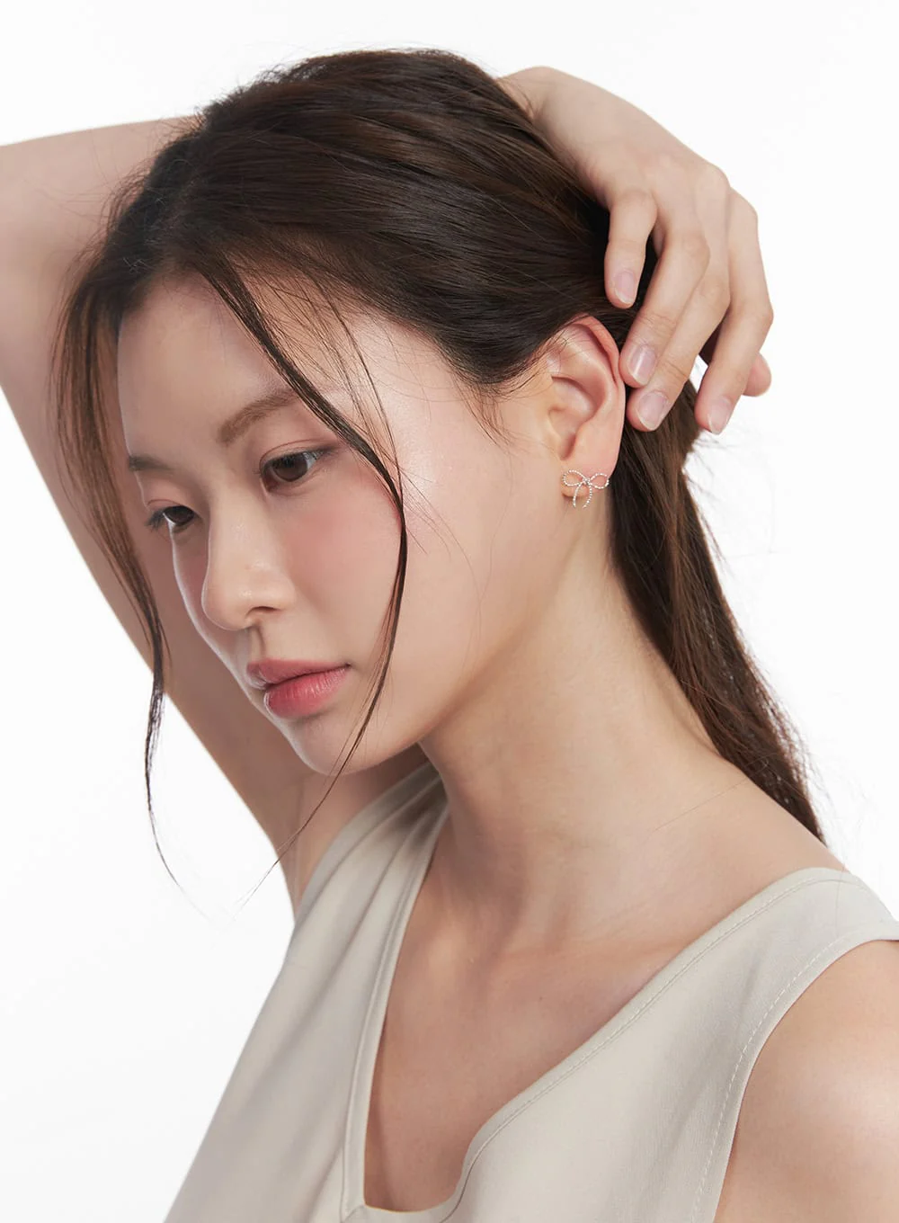 Noir Knot Ribbon Earrings IM531 - Image 3