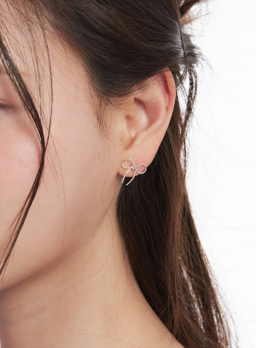 Noir Knot Ribbon Earrings IM531 - Image 4