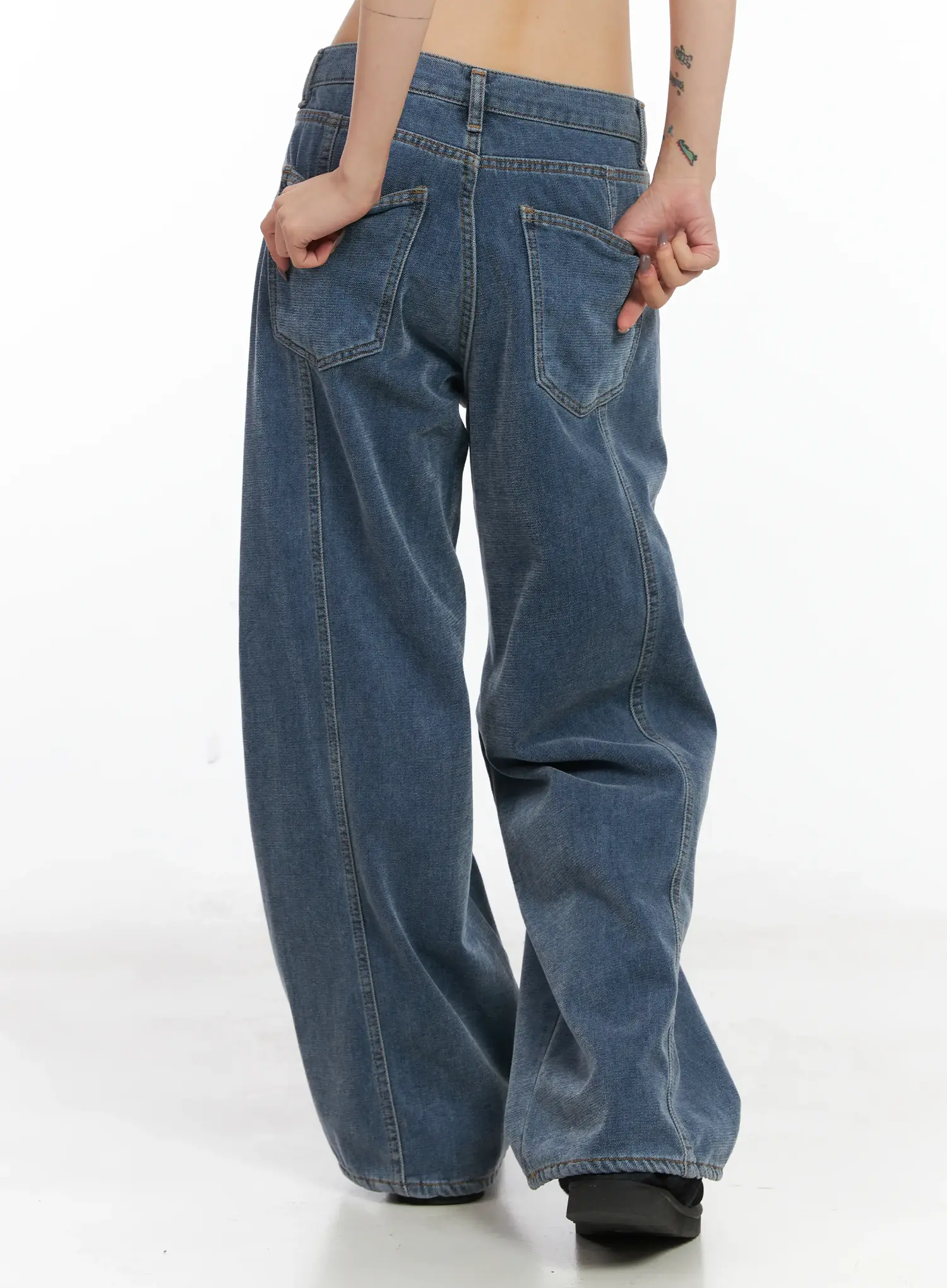 Norah Oversized Jeans CN528 - Image 6