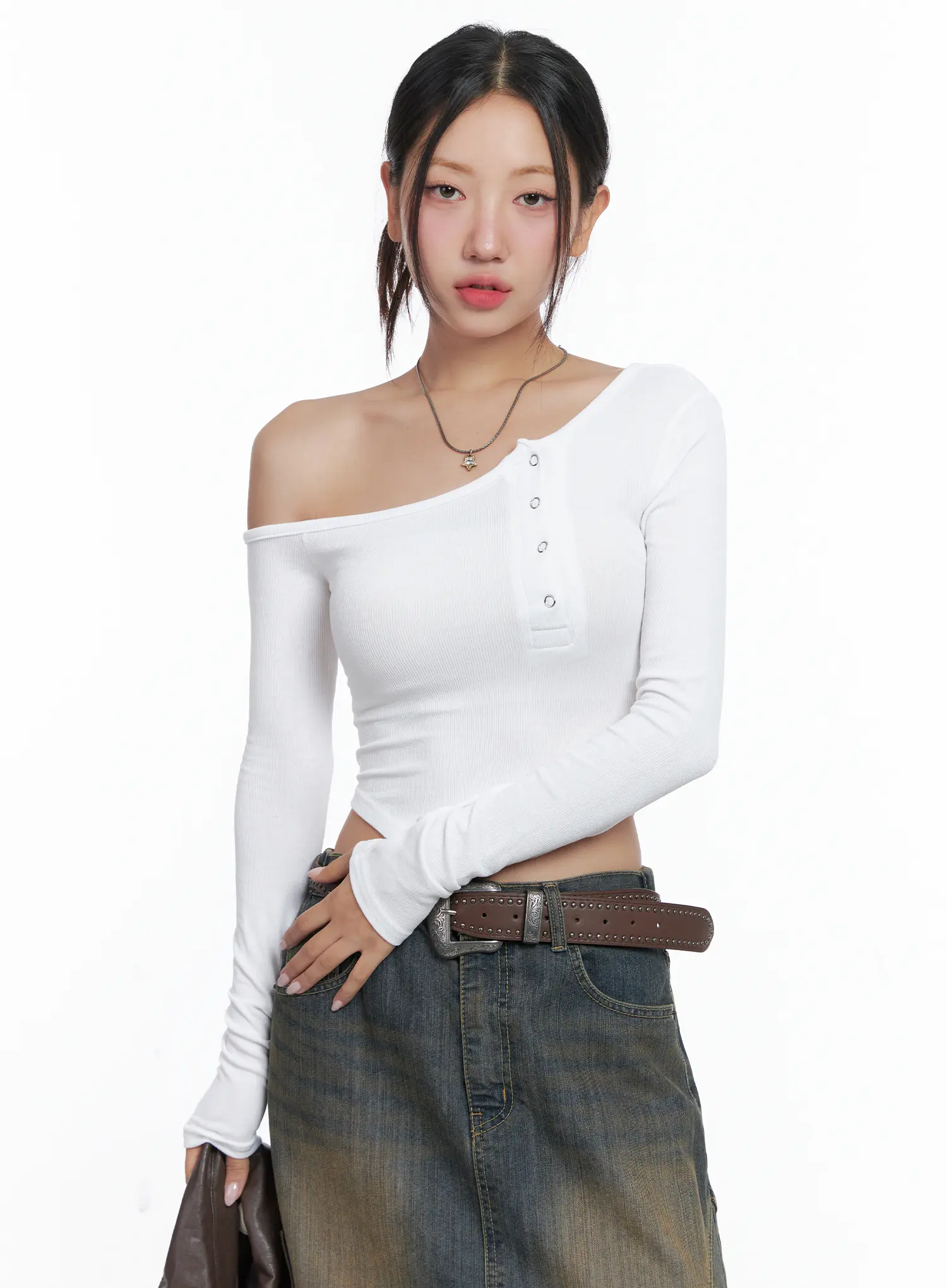 Off-Shoulder Asymmetric Long Sleeve Crop Top CS503 - Image 3