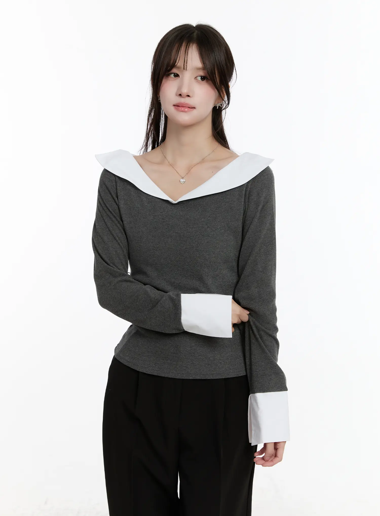 Off-Shoulder Contrast Long Sleeve Top CM510 - Image 2